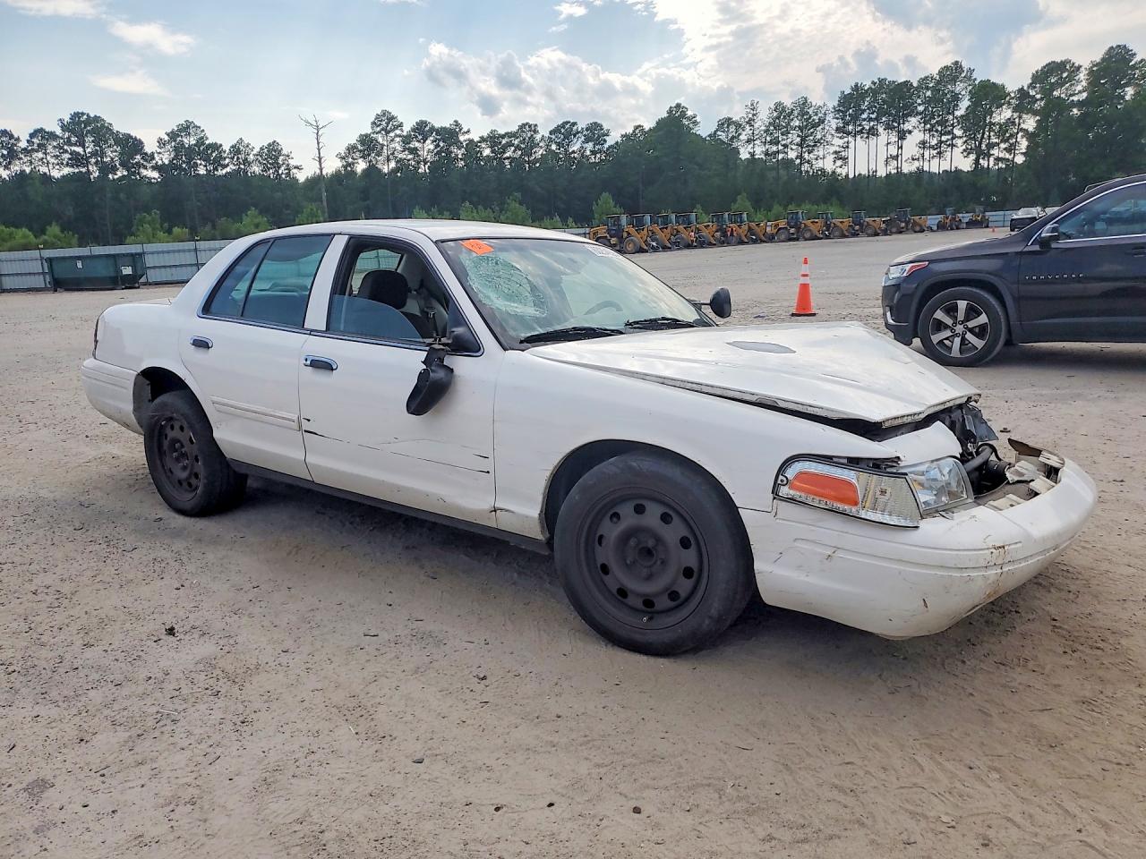 2010 Ford Crown Victoria Police Interceptor White vin: 2FABP7BV3AX105727