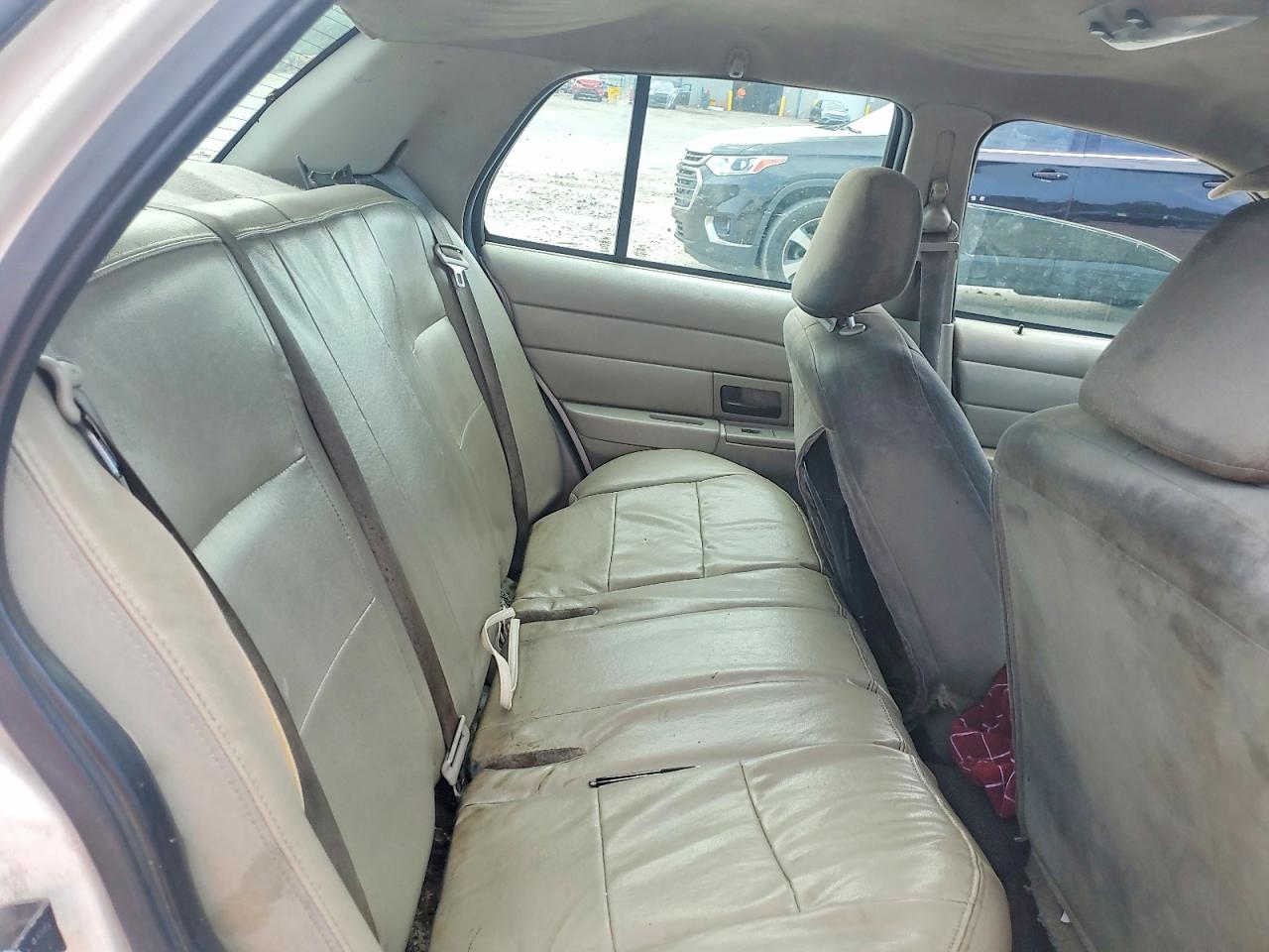 2010 Ford Crown Victoria Police Interceptor White vin: 2FABP7BV3AX105727