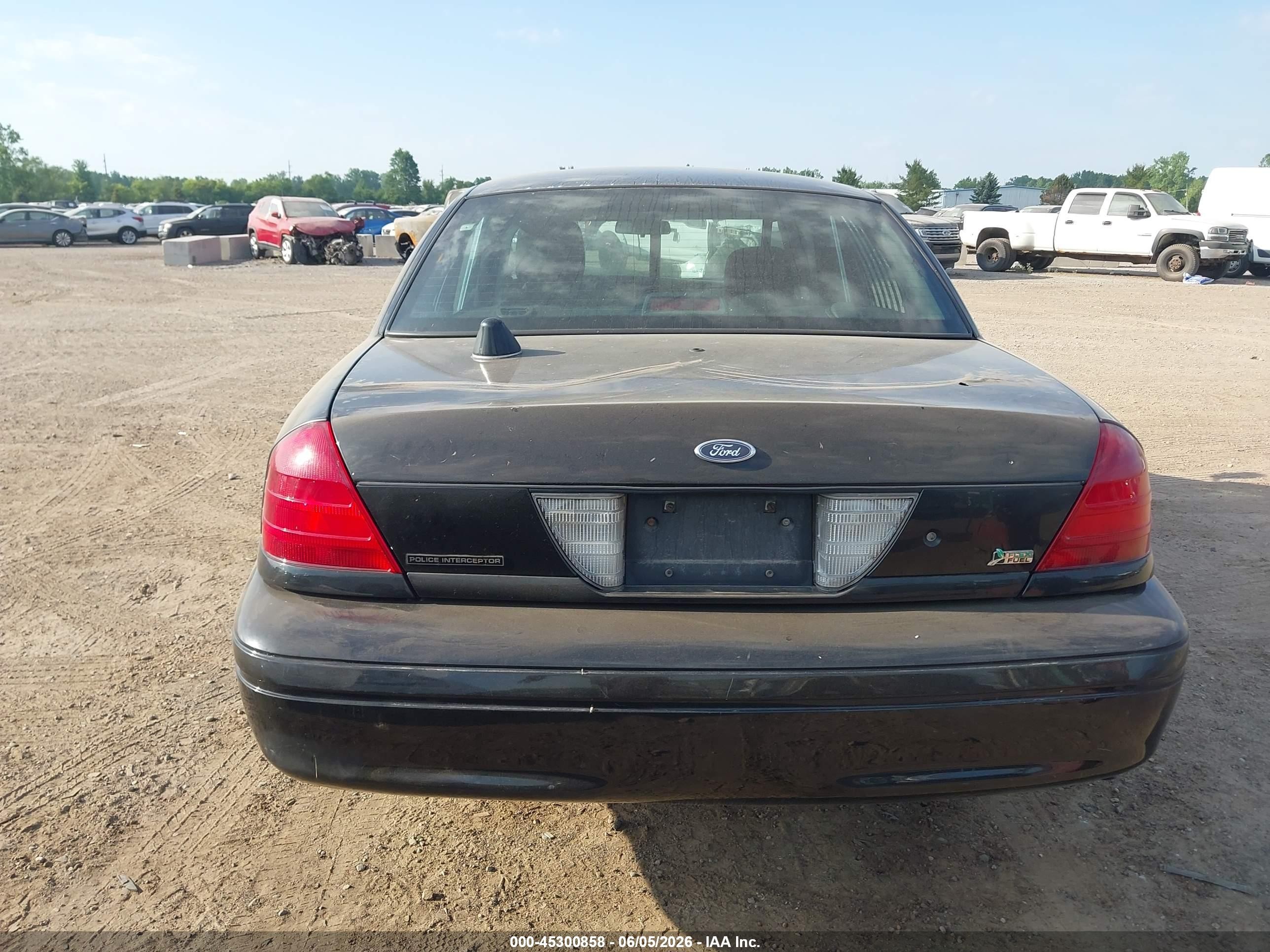 2010 Ford Crown Victoria Police/police Interceptor Black vin: 2FABP7BV3AX121457