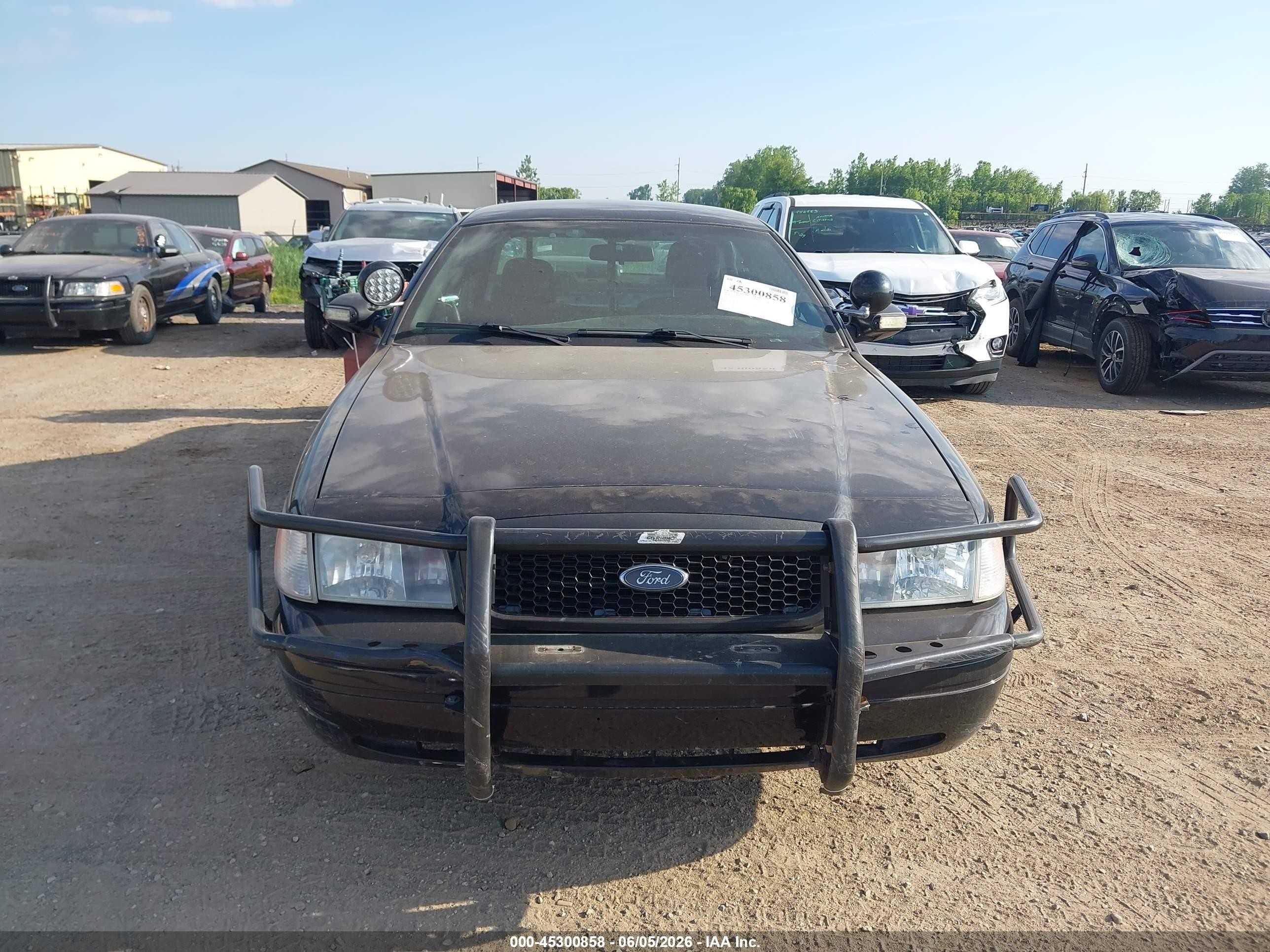 2010 Ford Crown Victoria Police/police Interceptor Black vin: 2FABP7BV3AX121457