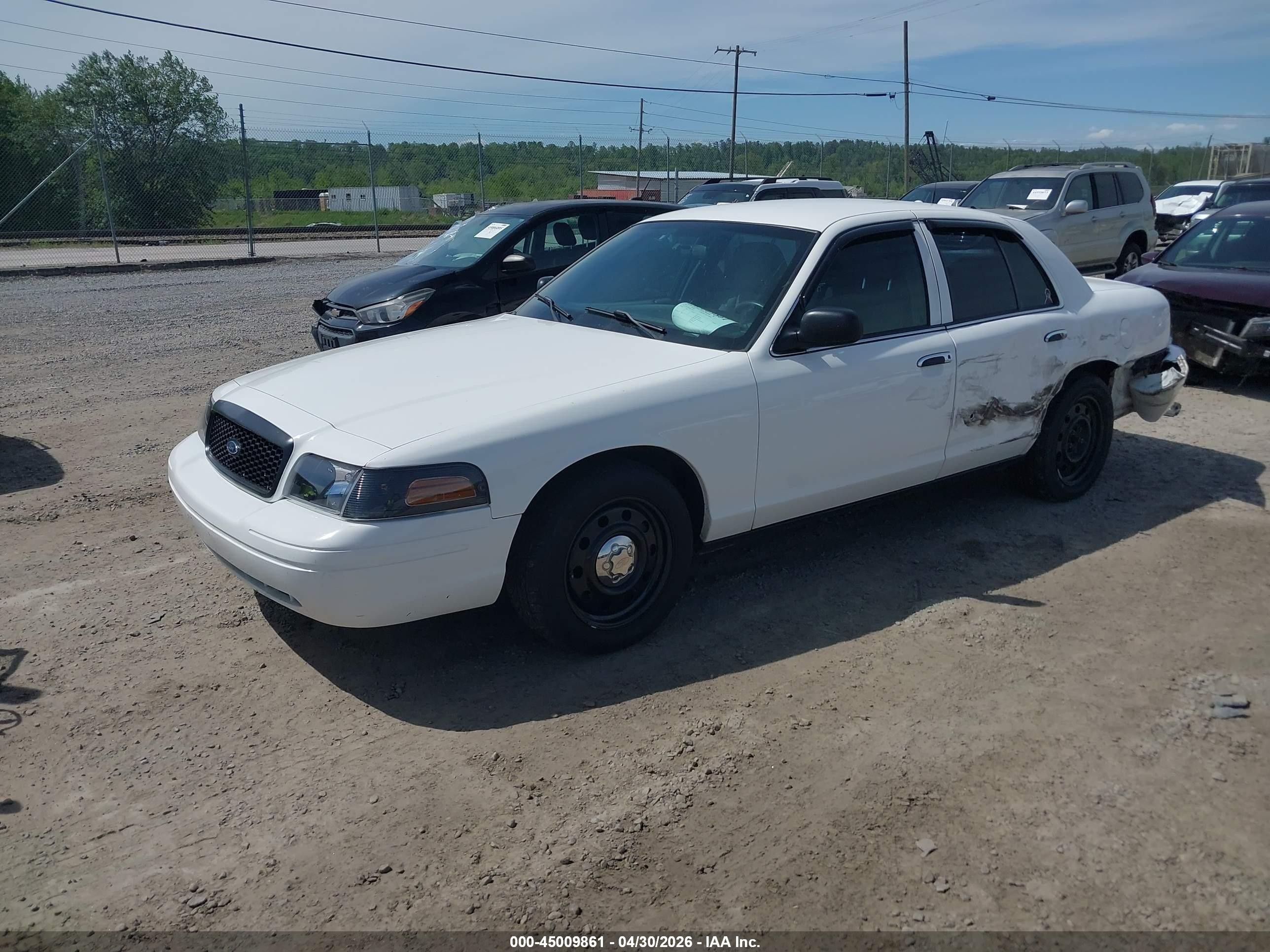 2011 Ford Crown Victoria Police White vin: 2FABP7BV4BX112607