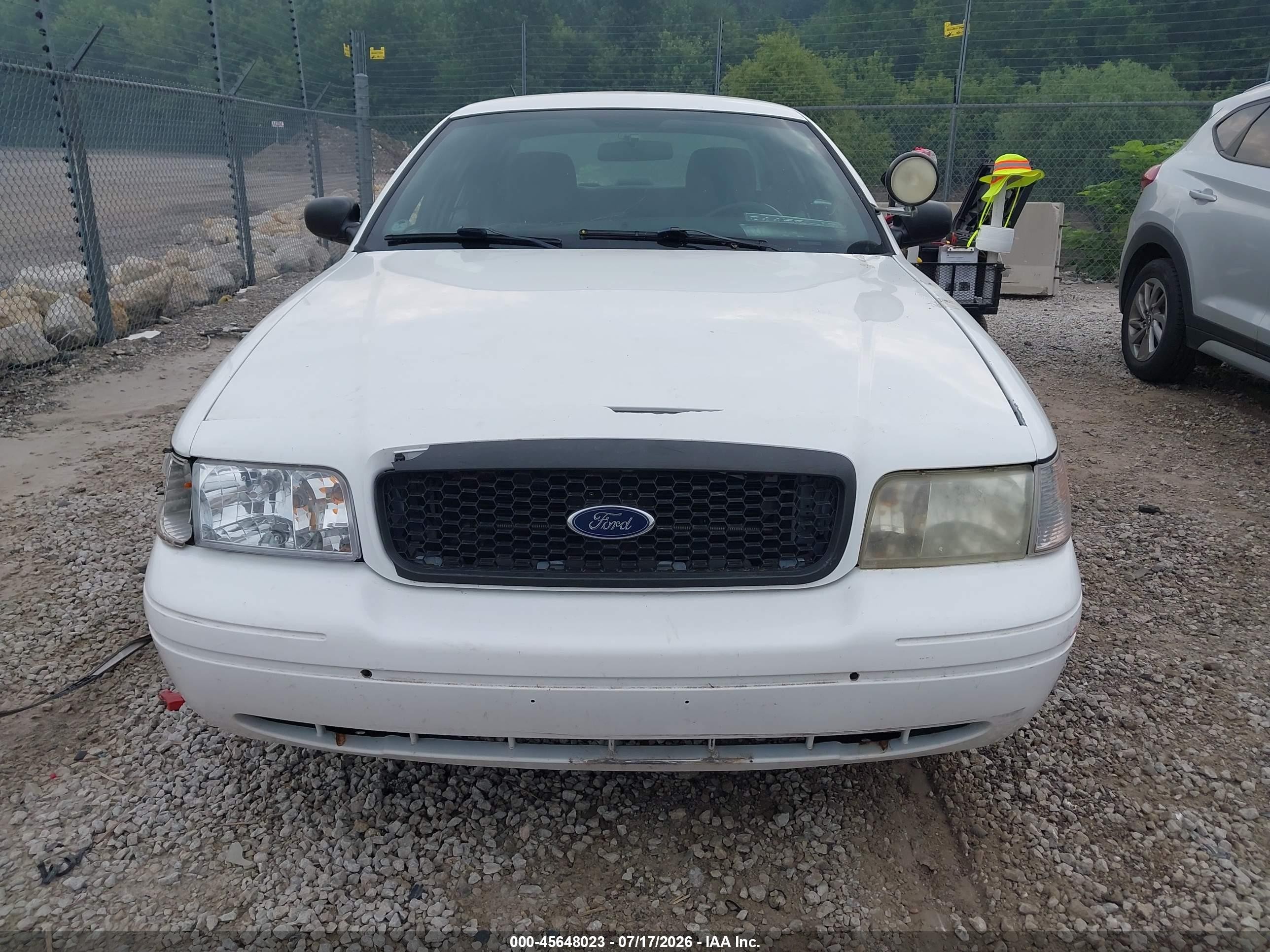 2011 Ford Crown Victoria Police Interceptor White vin: 2FABP7BV4BX119556