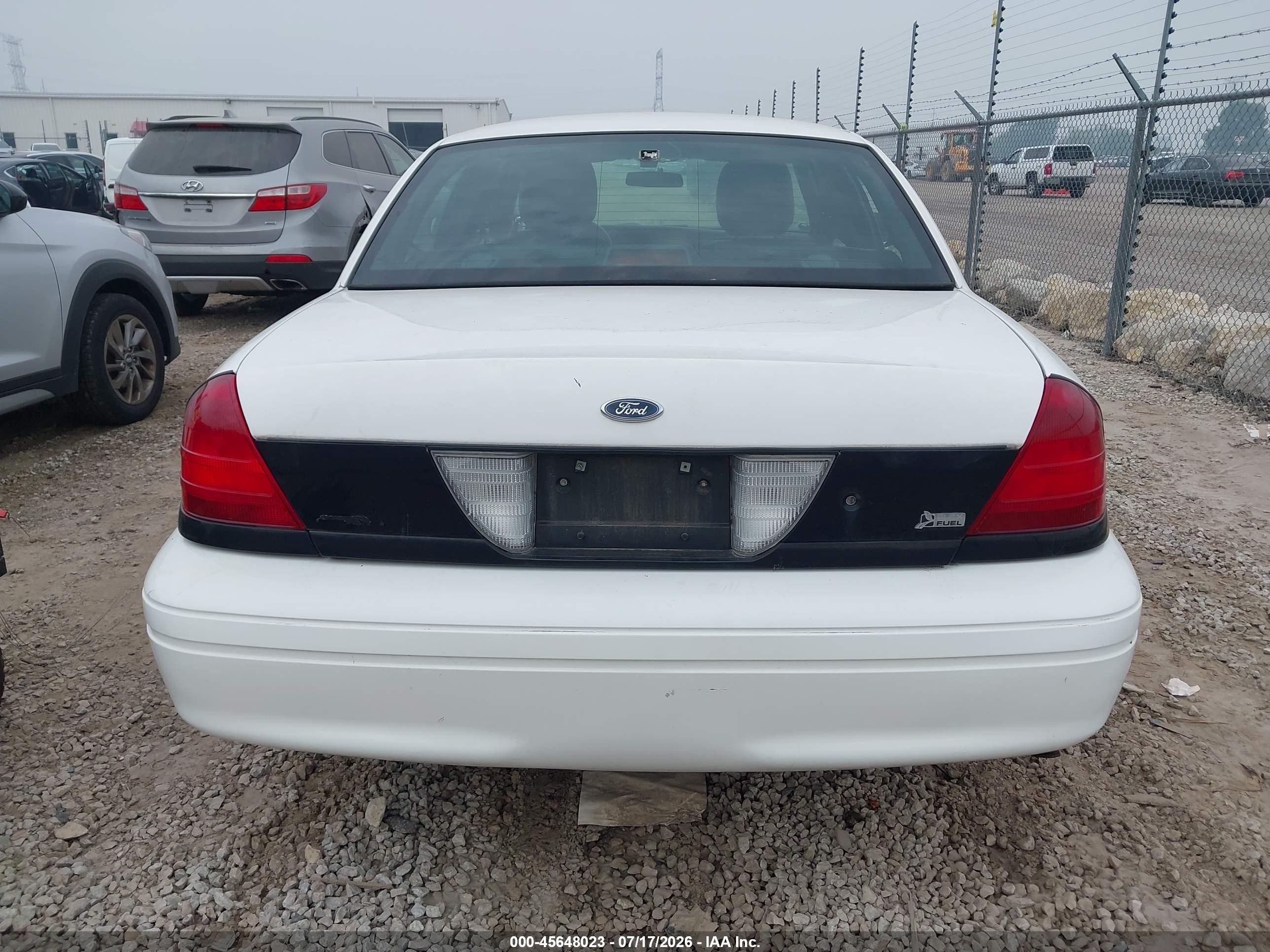 2011 Ford Crown Victoria Police Interceptor White vin: 2FABP7BV4BX119556