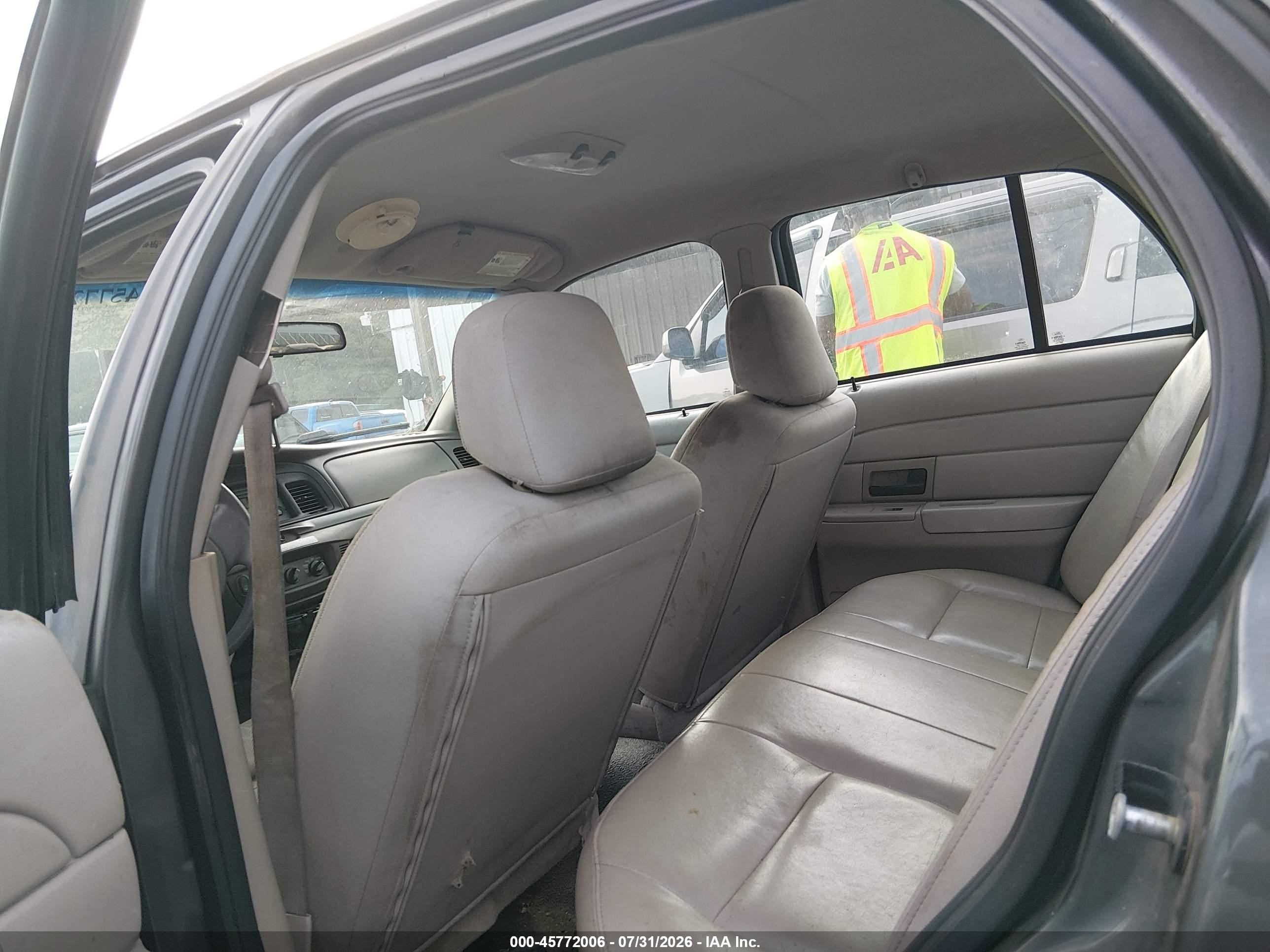 2010 Ford Crown Victoria Police/police Interceptor Gray vin: 2FABP7BV5AX125316