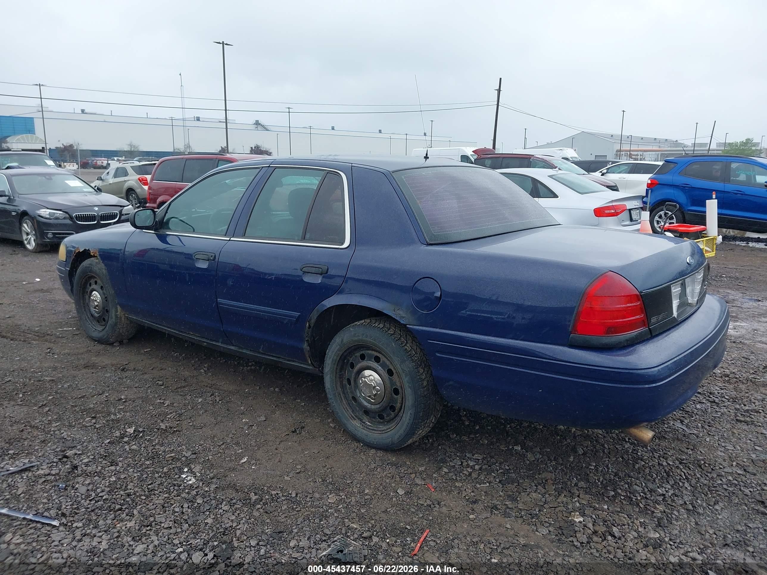 2010 Ford Crown Victoria Police/police Interceptor Blue vin: 2FABP7BV5AX132959