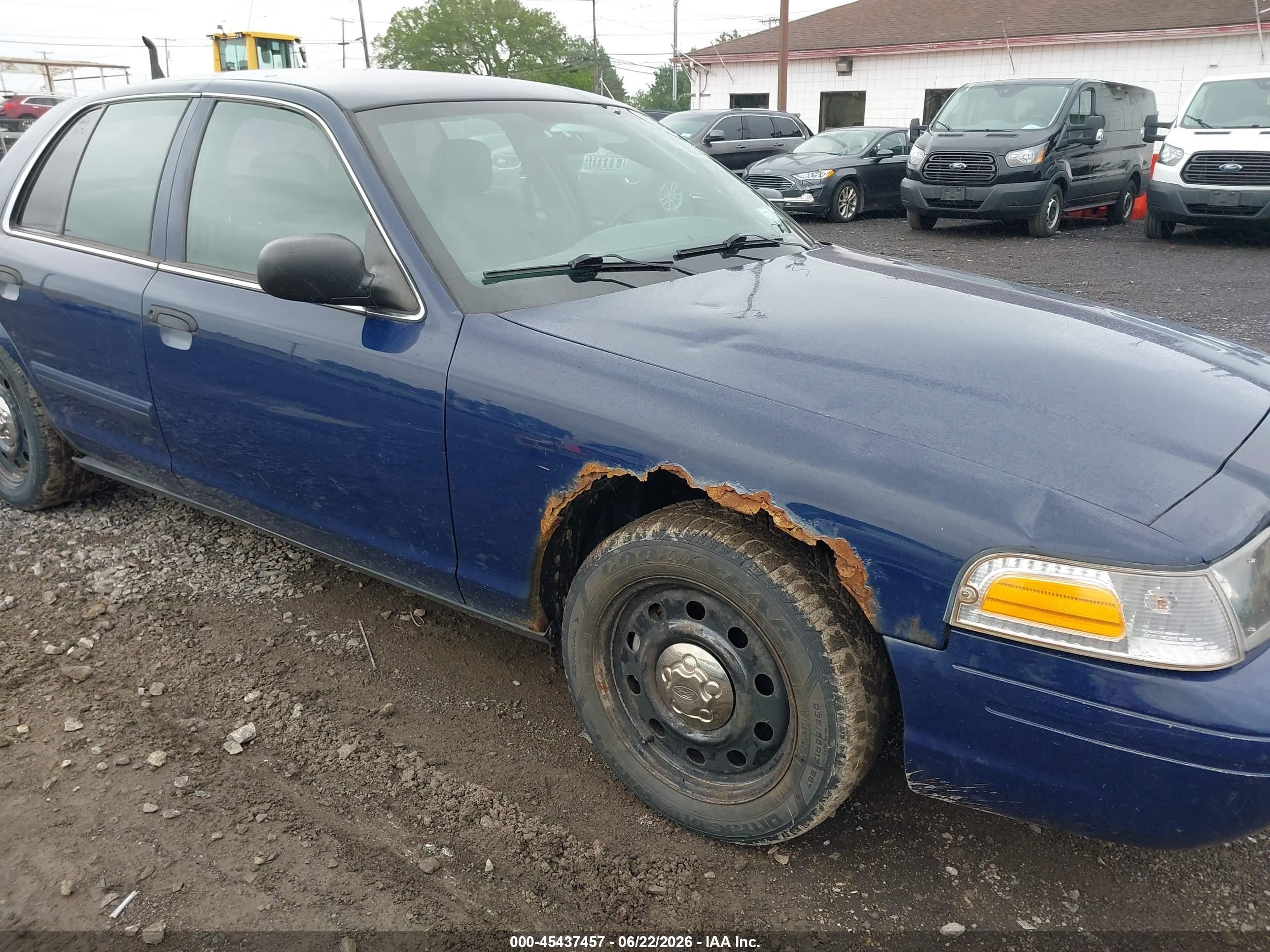 2010 Ford Crown Victoria Police/police Interceptor Blue vin: 2FABP7BV5AX132959