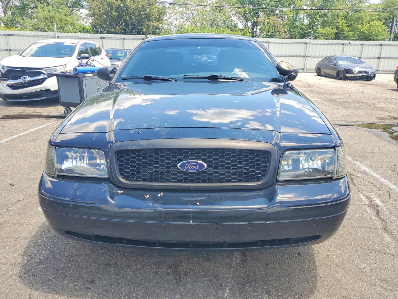 2011 Ford Crown Victoria Police Interceptor Черный vin: 2FABP7BV5BX168877