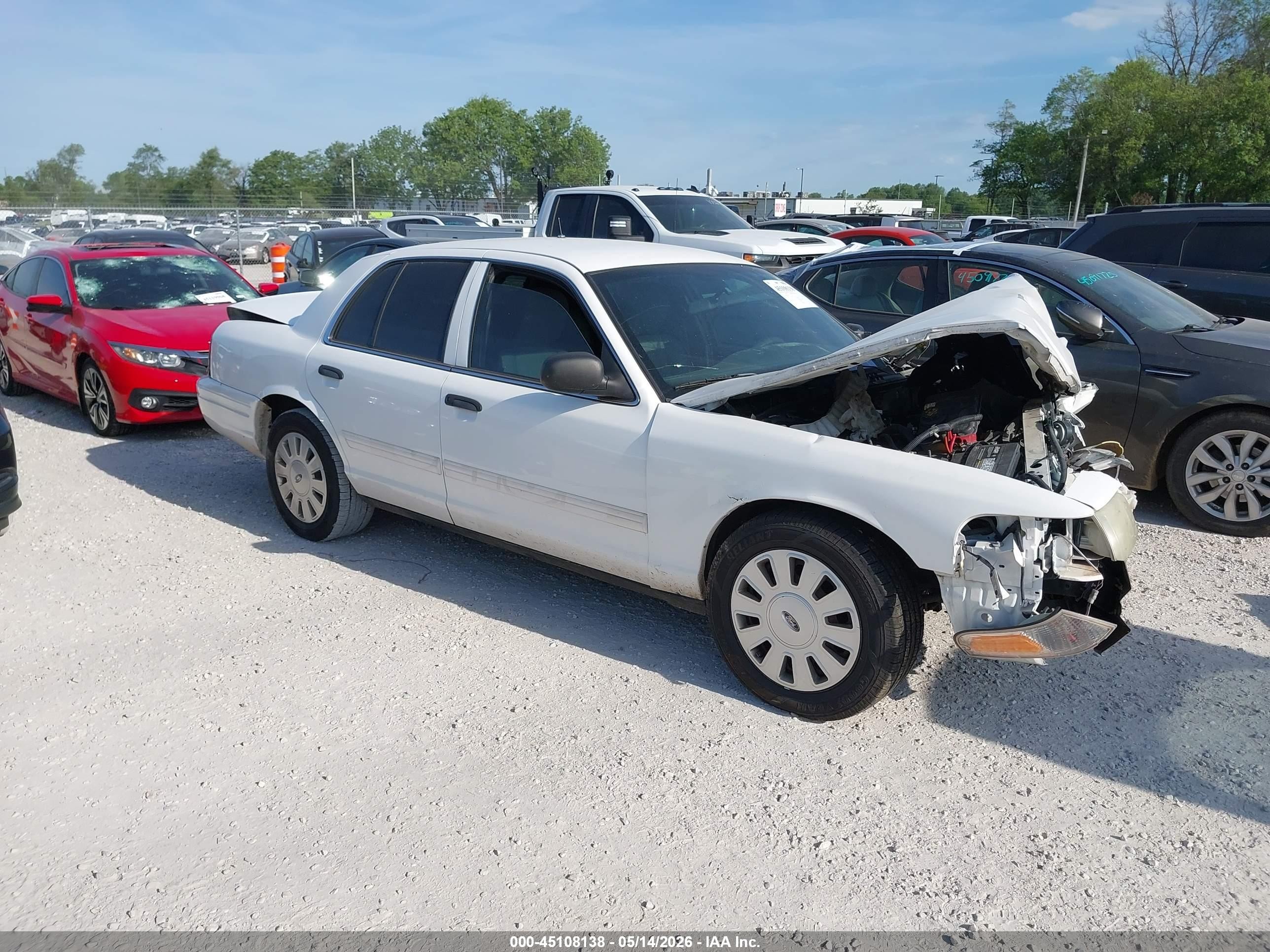 2011 Ford Crown Victoria Police Interceptor White vin: 2FABP7BV5BX182424