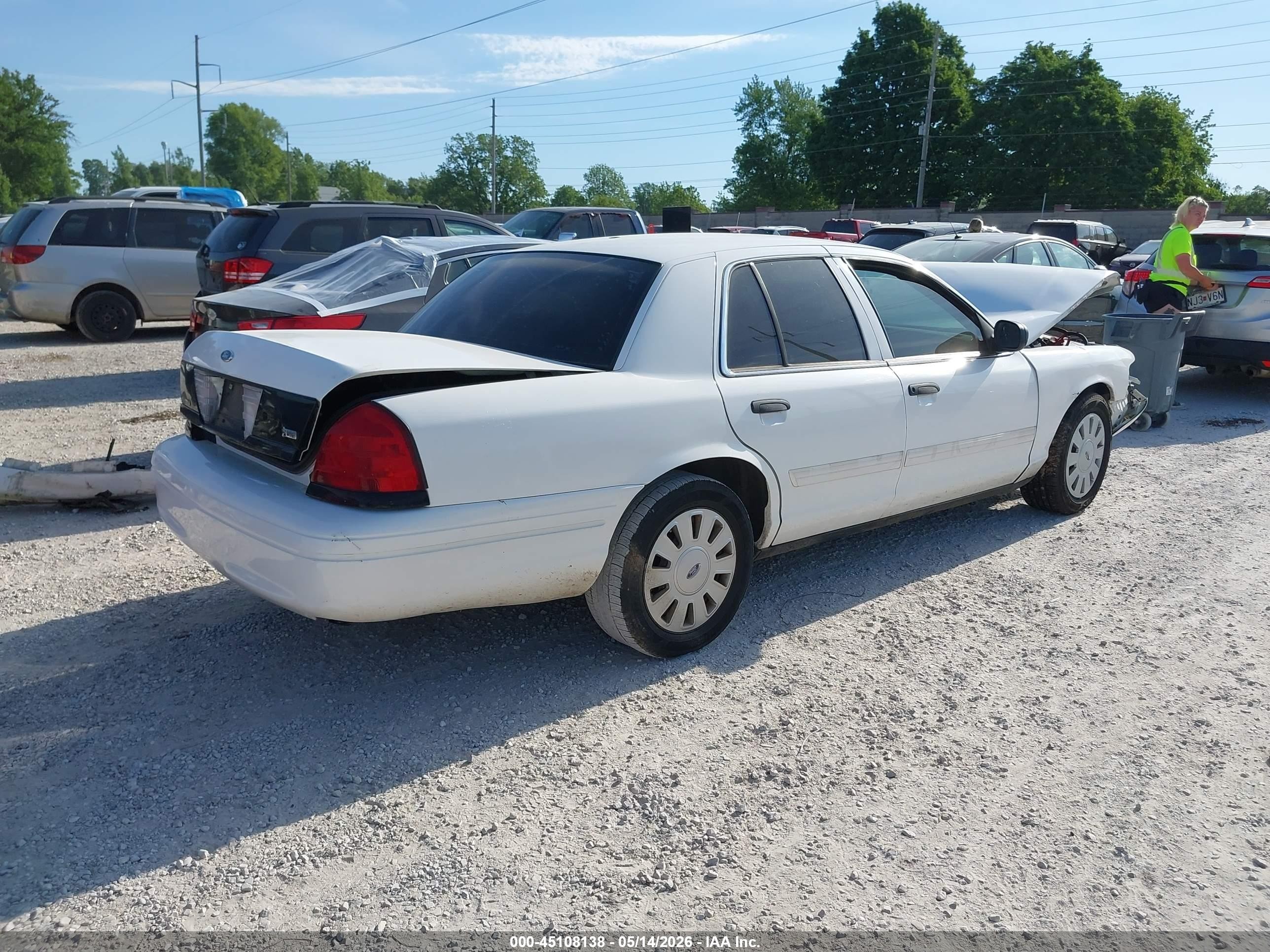 2011 Ford Crown Victoria Police Interceptor White vin: 2FABP7BV5BX182424