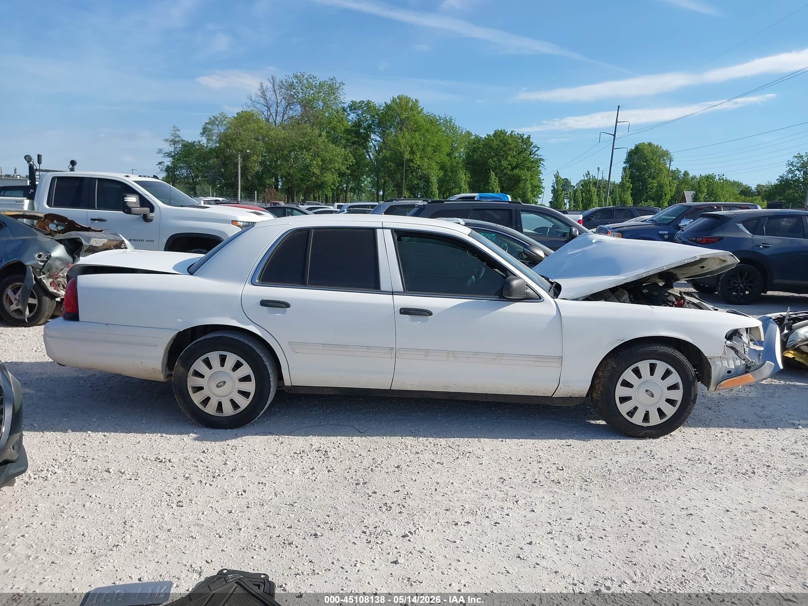 2011 Ford Crown Victoria Police Interceptor White vin: 2FABP7BV5BX182424