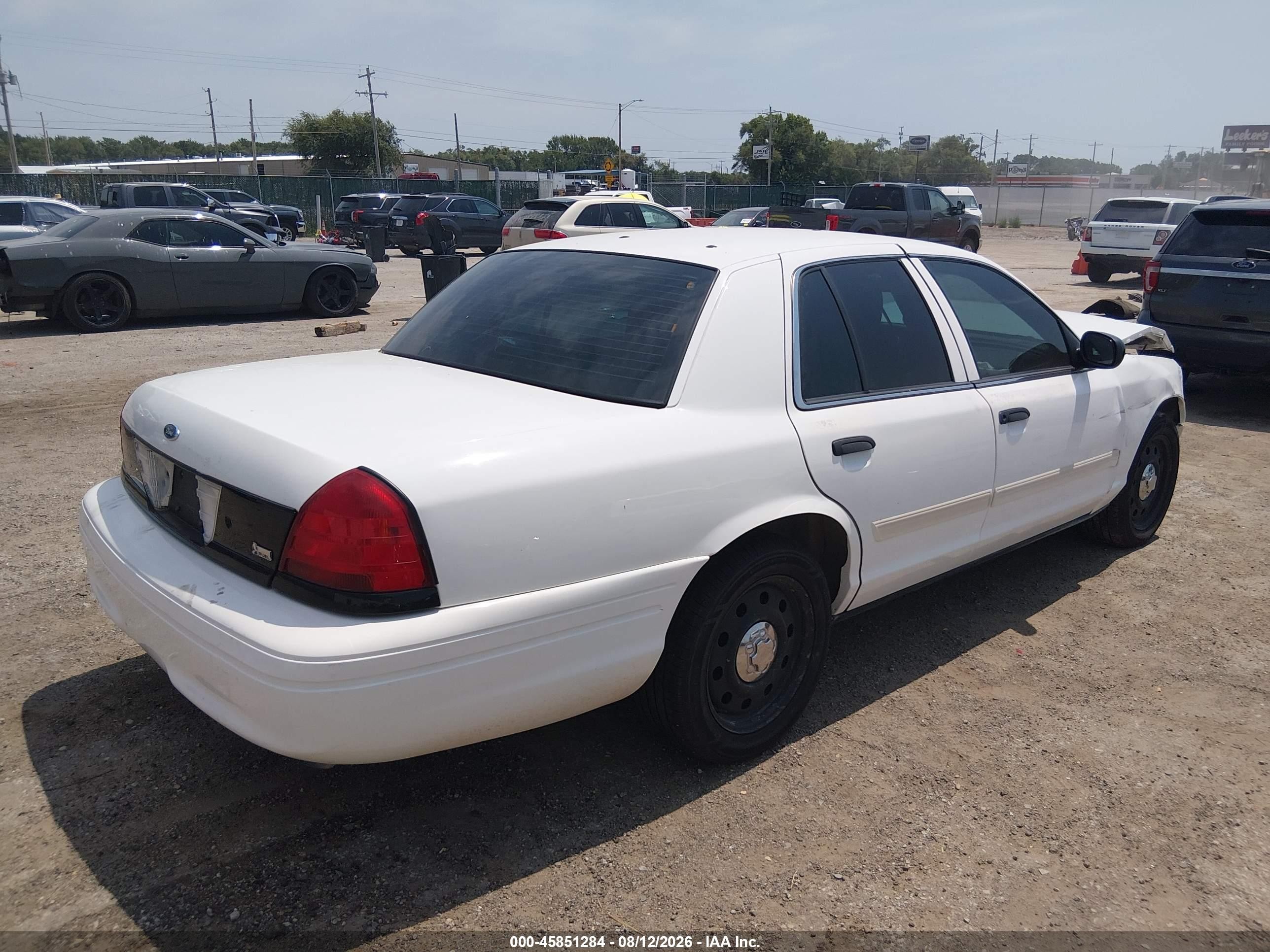2011 Ford Crown Victoria Police Interceptor White vin: 2FABP7BV6BX112463