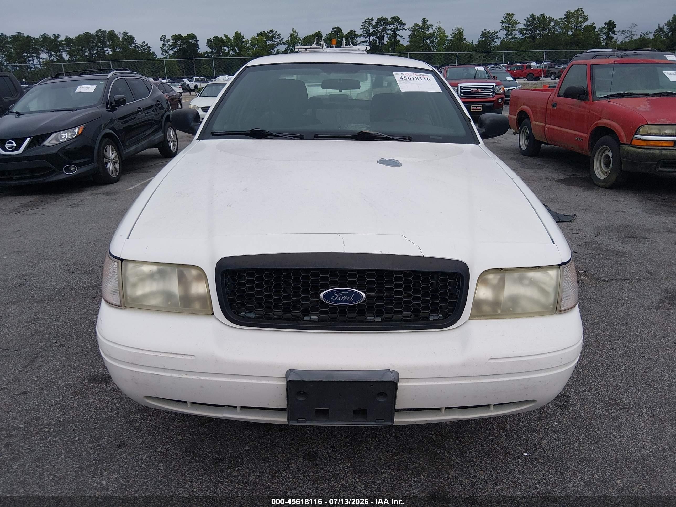 2011 Ford Crown Victoria Police Interceptor White vin: 2FABP7BV6BX115668