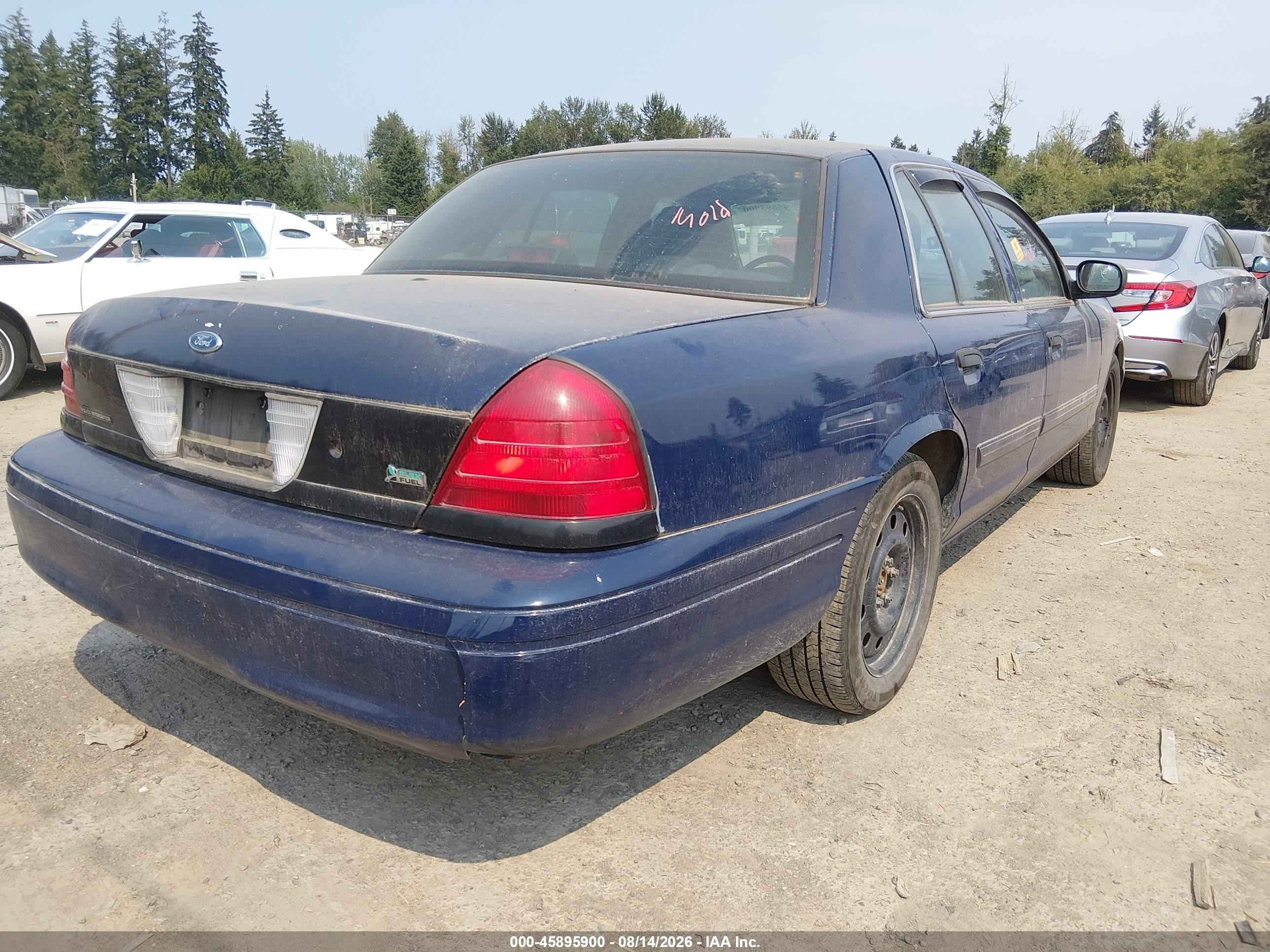 2011 Ford Crown Victoria Police Interceptor Blue vin: 2FABP7BV6BX135757