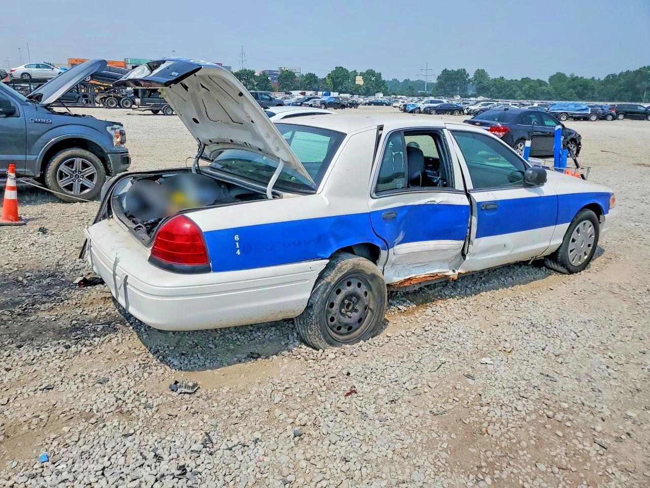2011 Ford Crown Victoria Police Interceptor White vin: 2FABP7BV6BX168967