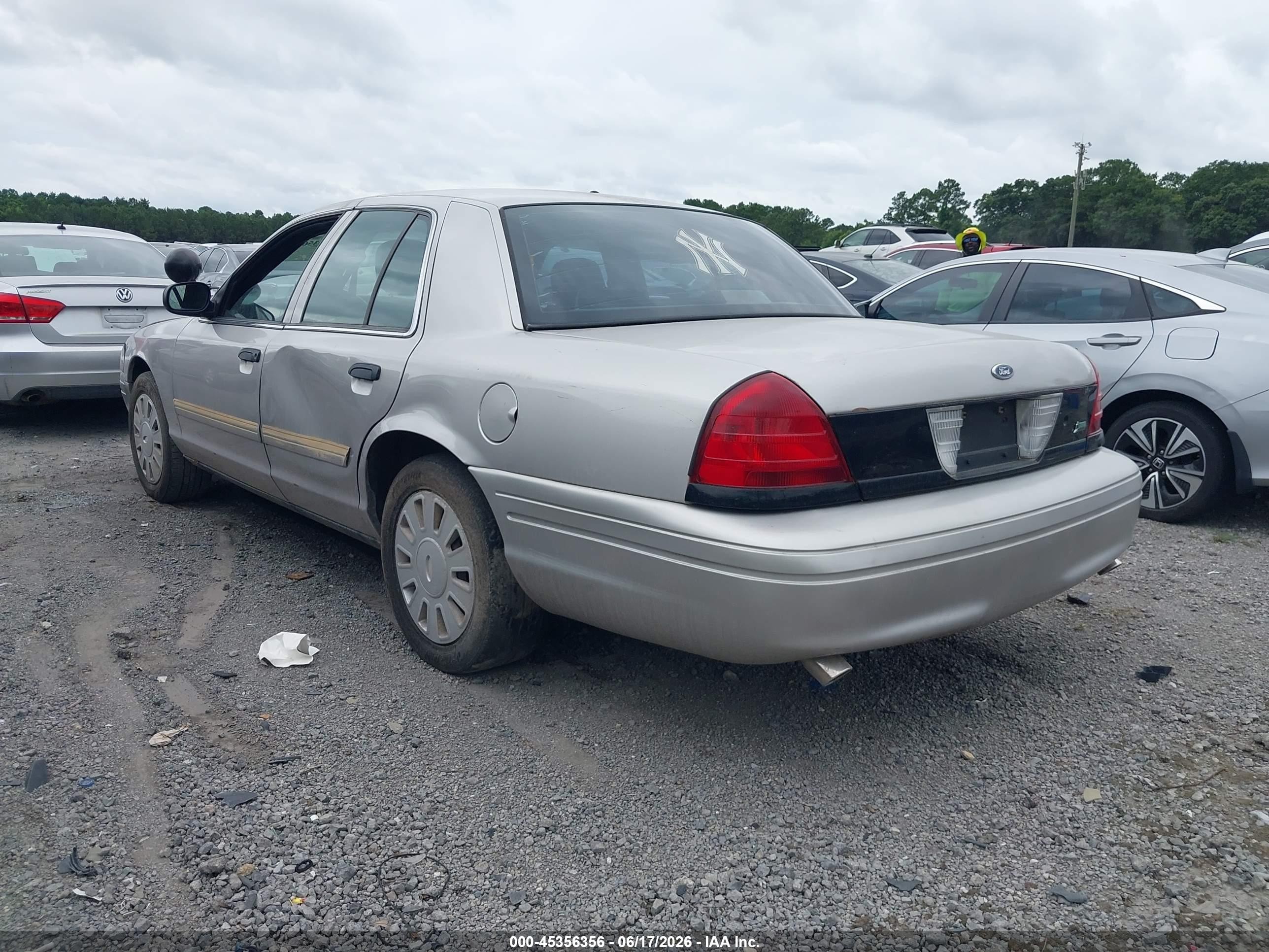 2010 Ford Crown Victoria Police/police Interceptor Silver vin: 2FABP7BV7AX118710