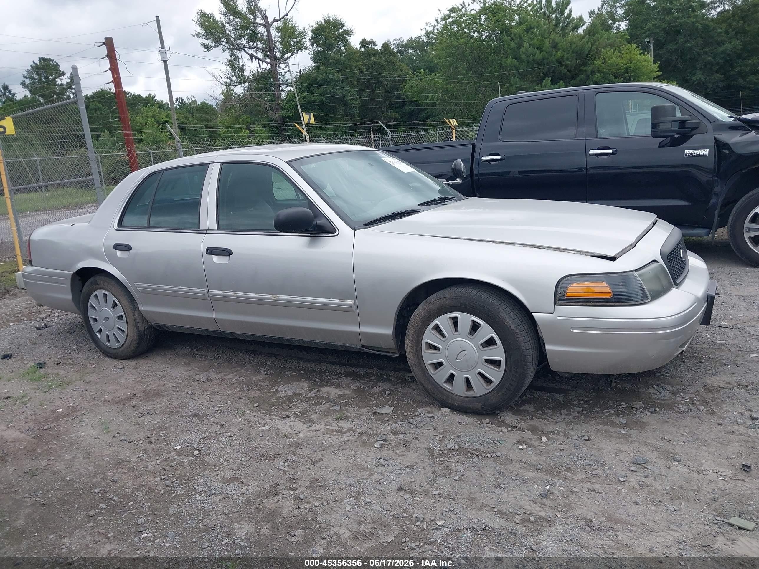 2010 Ford Crown Victoria Police/police Interceptor Silver vin: 2FABP7BV7AX118710
