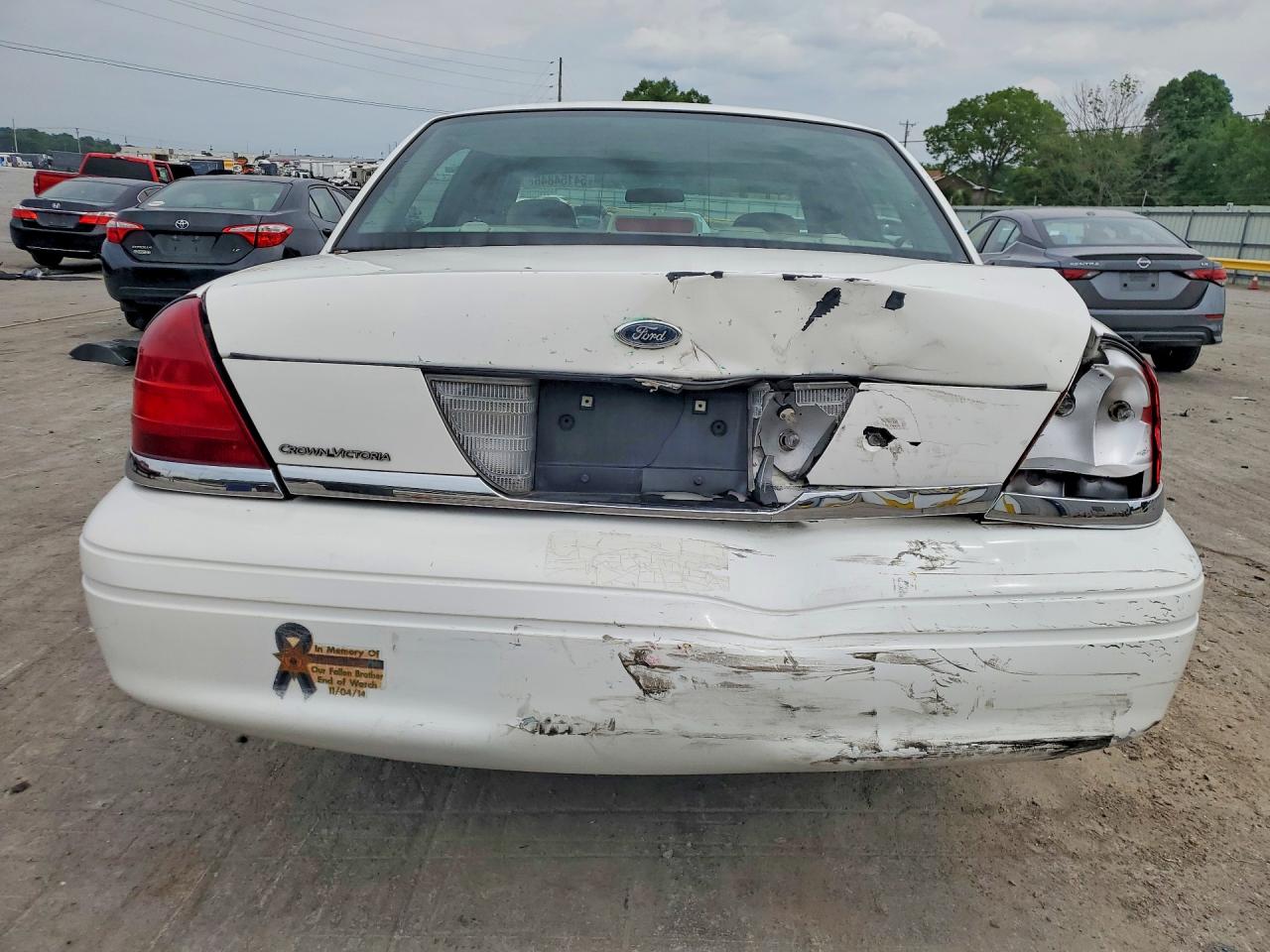 2010 Ford Crown Victoria Police Interceptor White vin: 2FABP7BV7AX129044