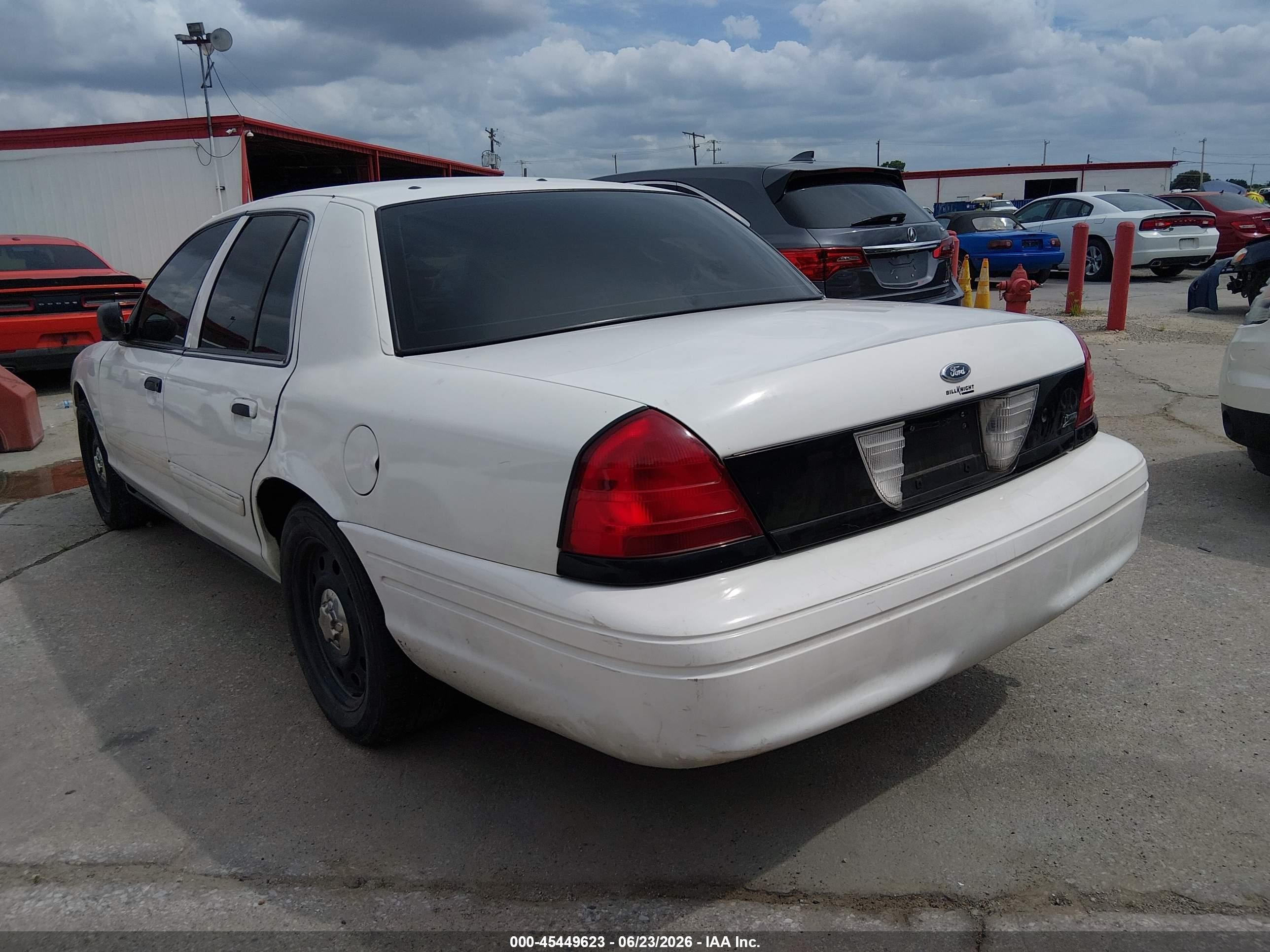 2011 Ford Crown Victoria Police Interceptor White vin: 2FABP7BV7BX112438