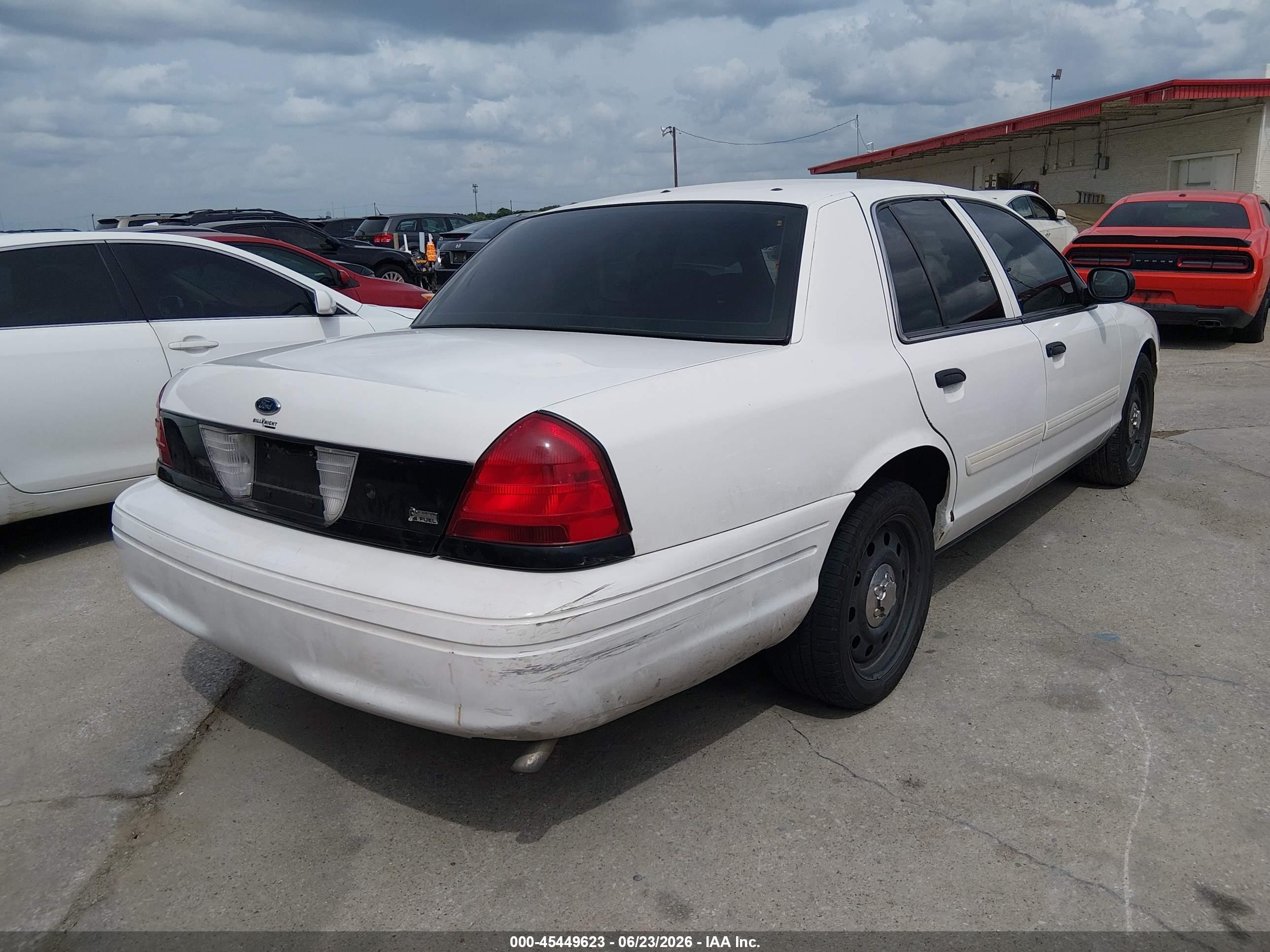 2011 Ford Crown Victoria Police Interceptor White vin: 2FABP7BV7BX112438