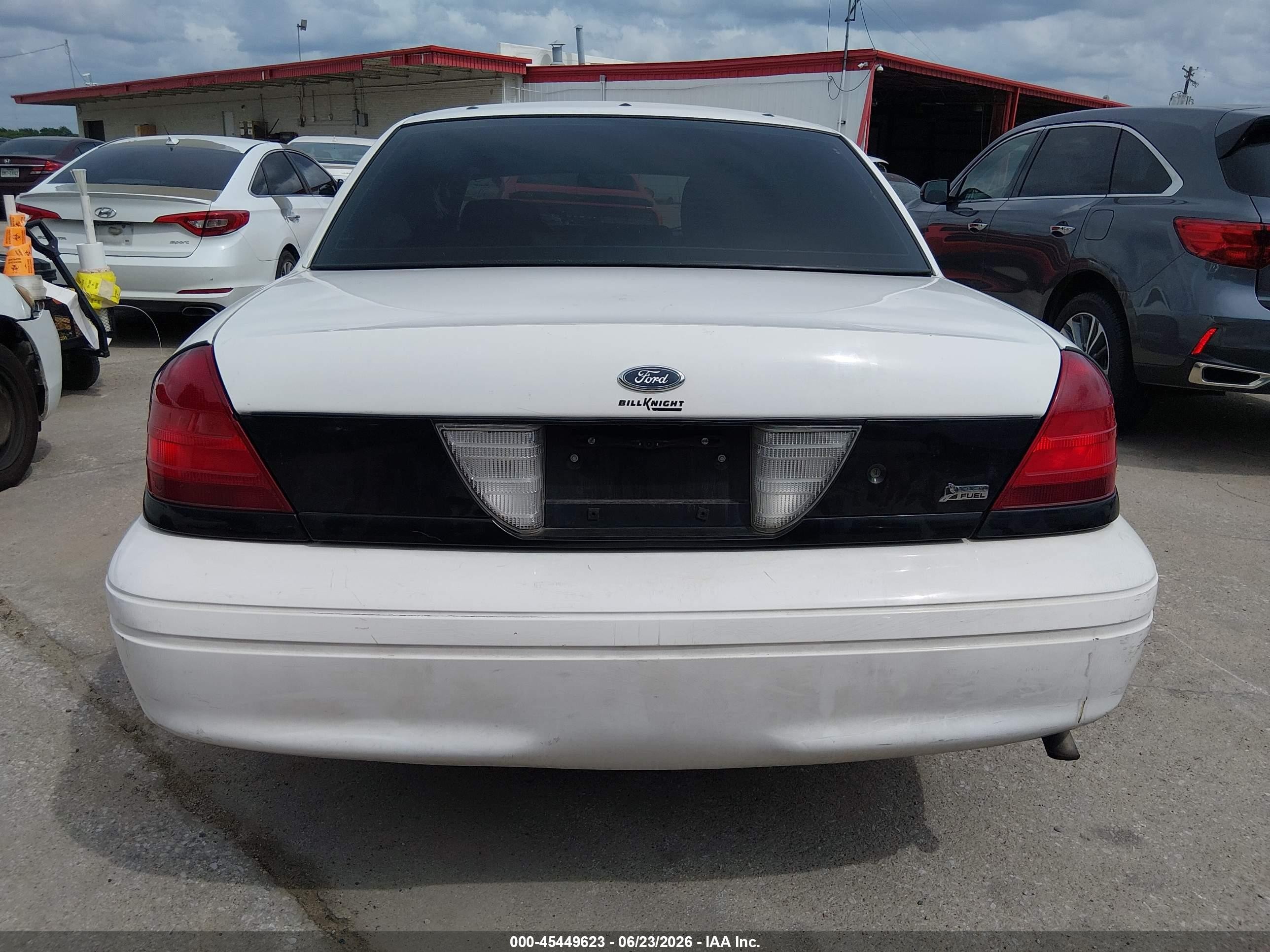 2011 Ford Crown Victoria Police Interceptor White vin: 2FABP7BV7BX112438