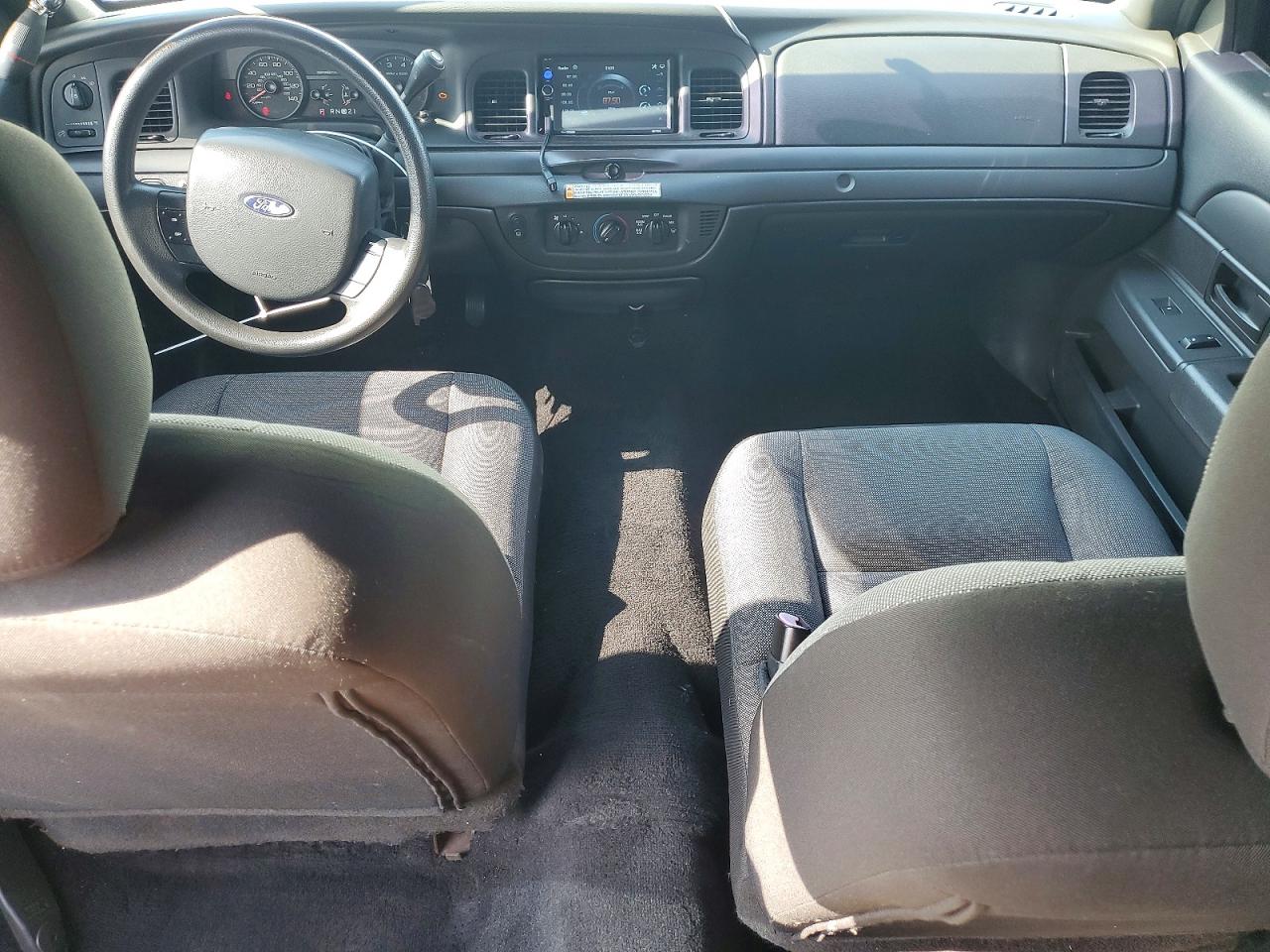 2010 Ford Crown Victoria Police Interceptor White vin: 2FABP7BV8AX110955