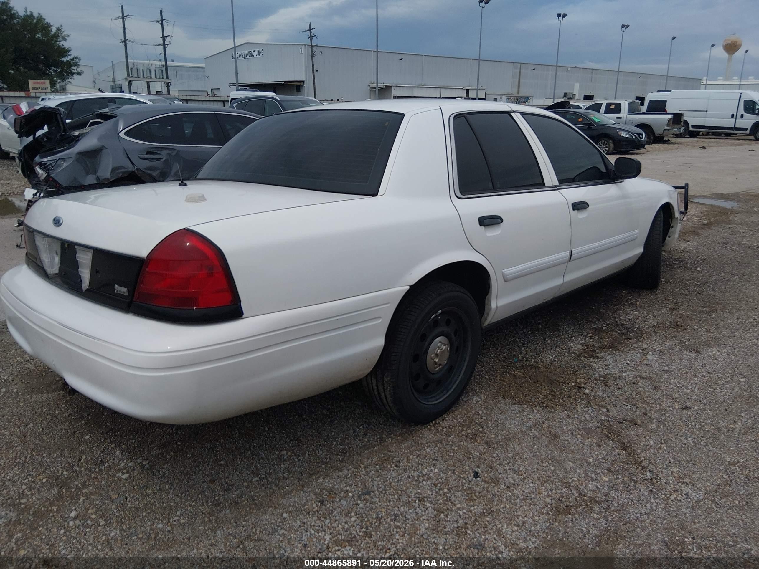 2010 Ford Crown Victoria Police/police Interceptor Белый vin: 2FABP7BV8AX119249