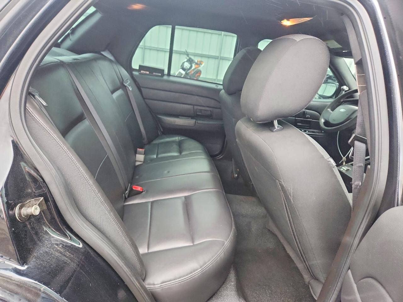 2011 Ford Crown Victoria Police Interceptor Black vin: 2FABP7BV8BX180747