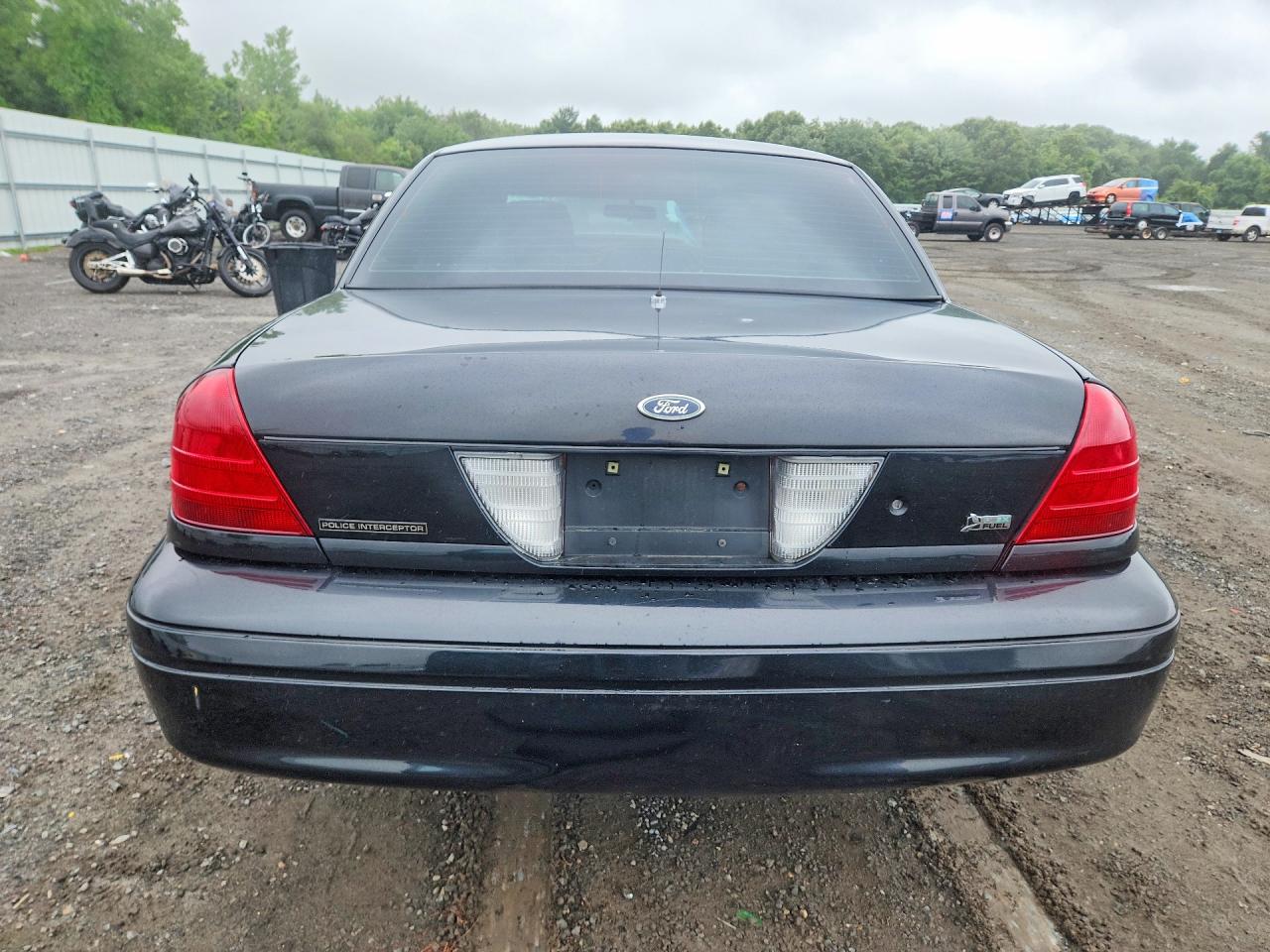 2011 Ford Crown Victoria Police Interceptor Black vin: 2FABP7BV8BX180747