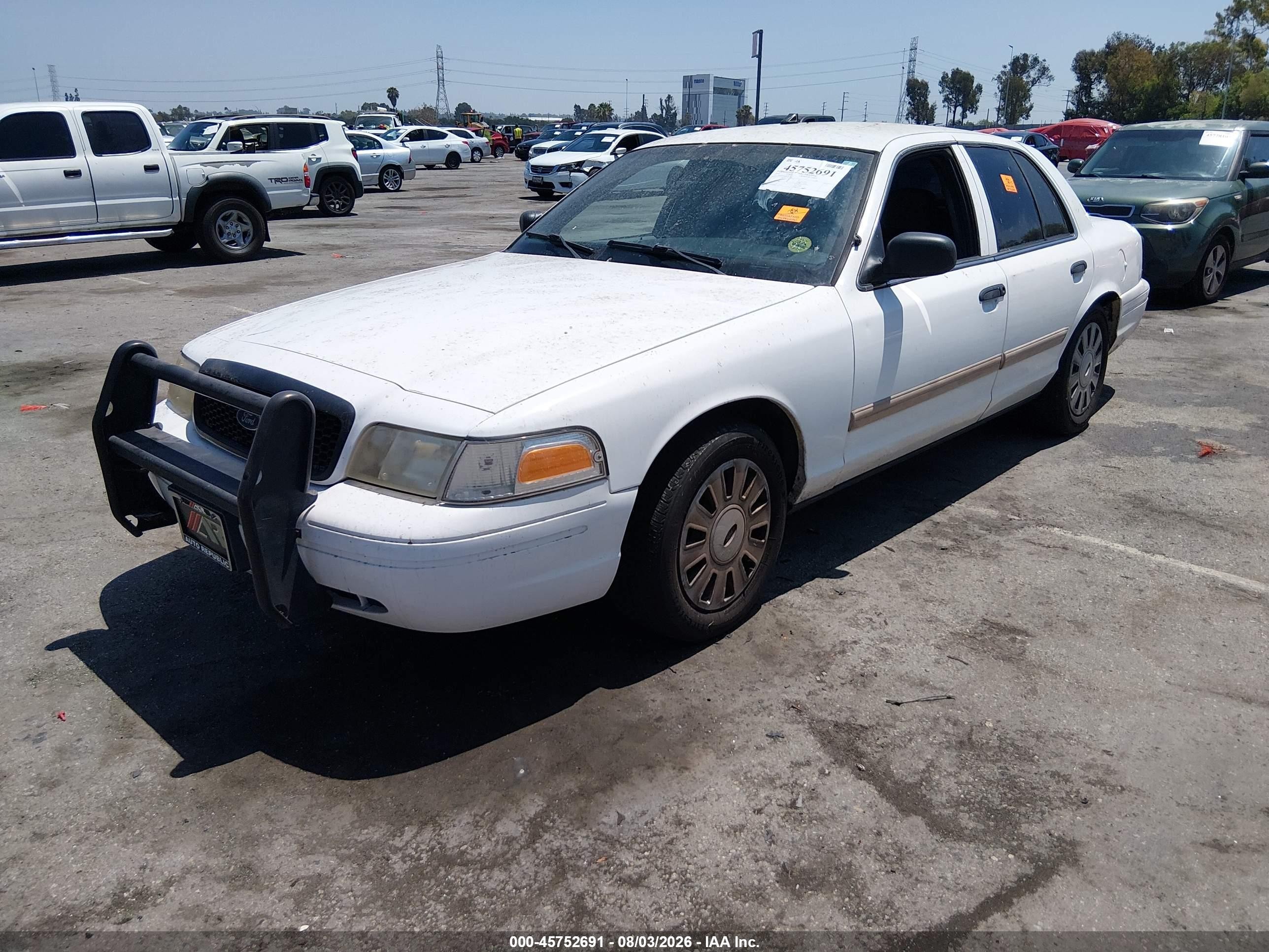 2010 Ford Crown Victoria Police/police Interceptor White vin: 2FABP7BV9AX103013