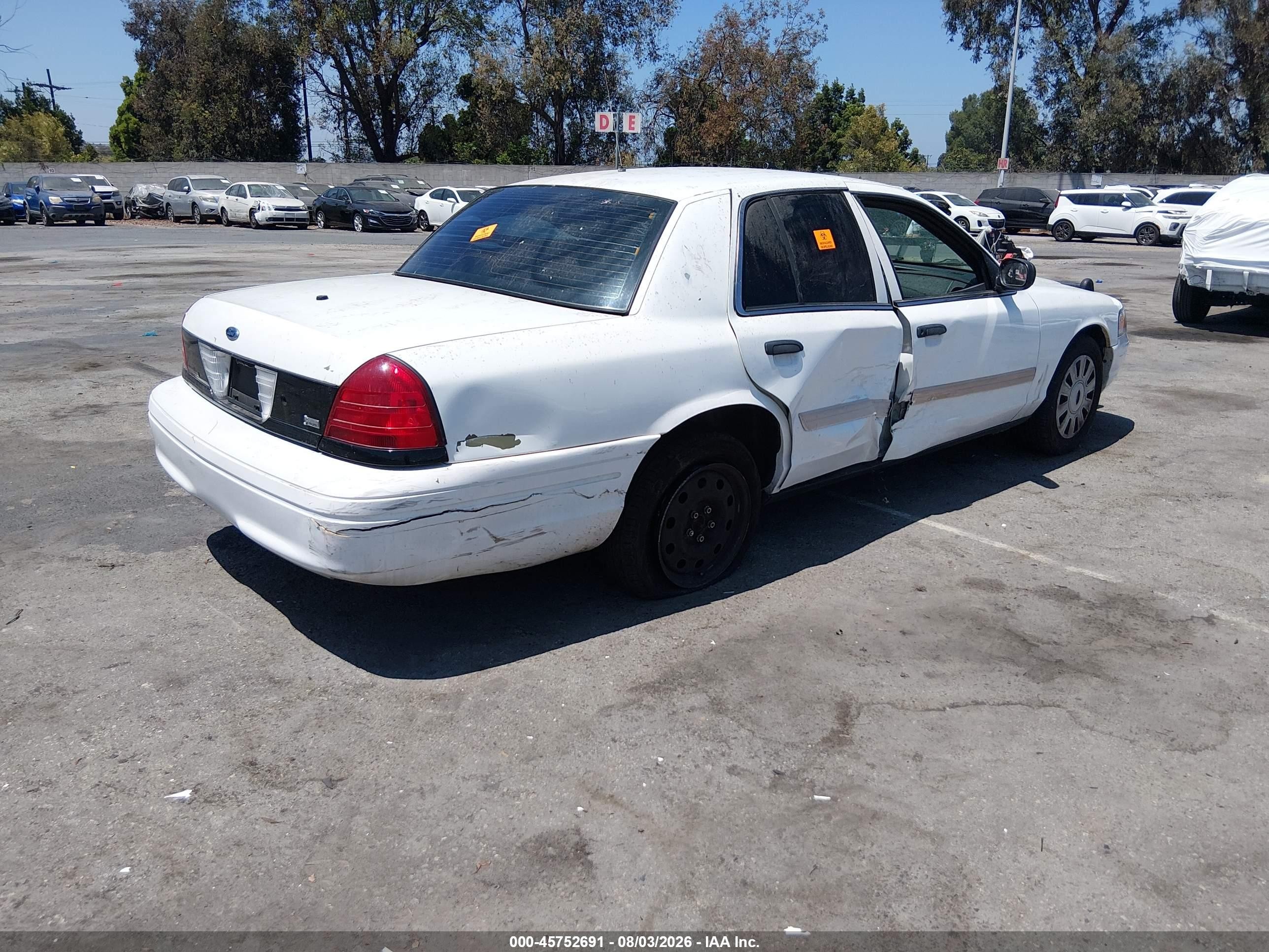 2010 Ford Crown Victoria Police/police Interceptor White vin: 2FABP7BV9AX103013