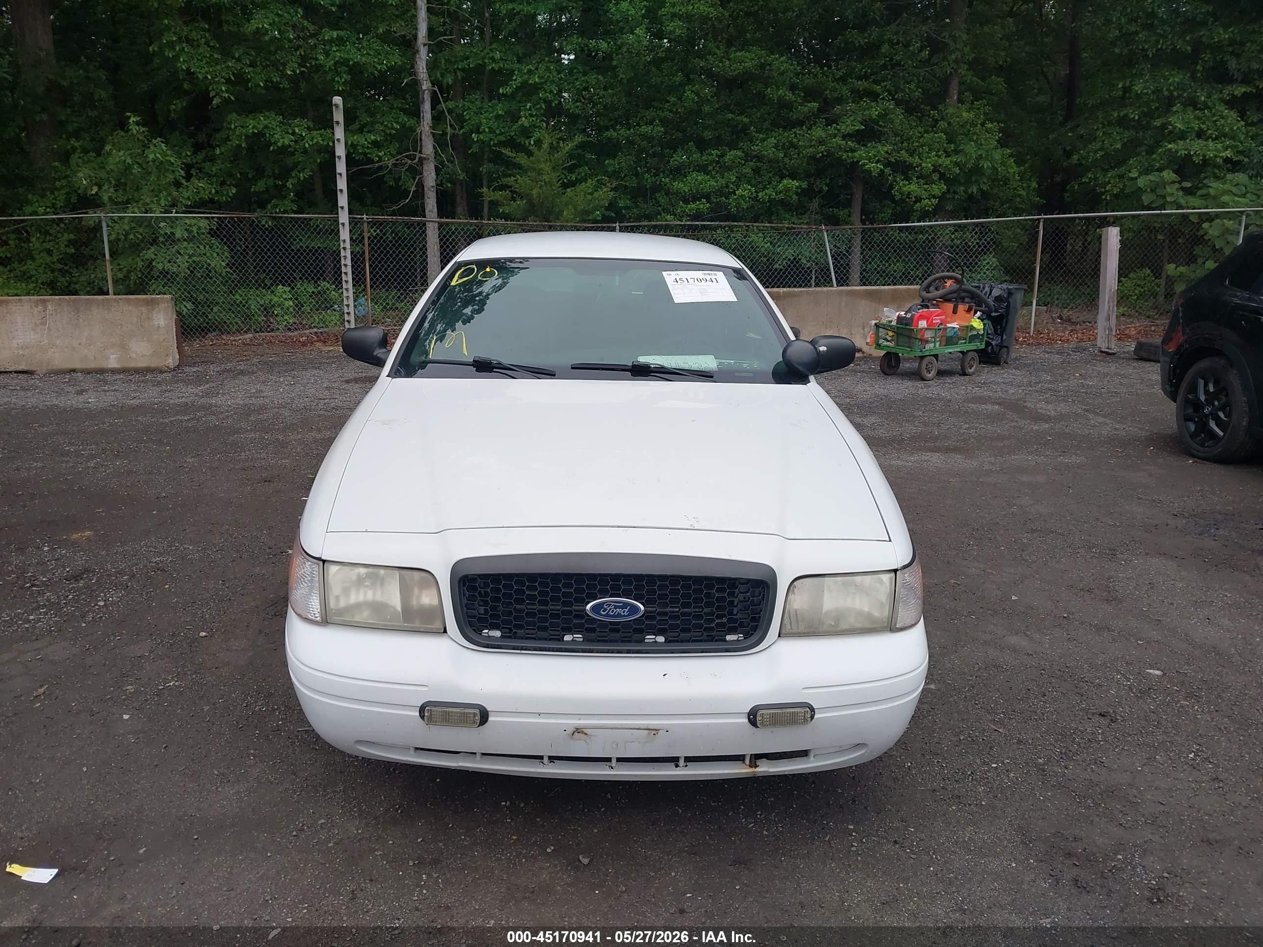 2011 Ford Crown Victoria Police Interceptor White vin: 2FABP7BVXBX124423