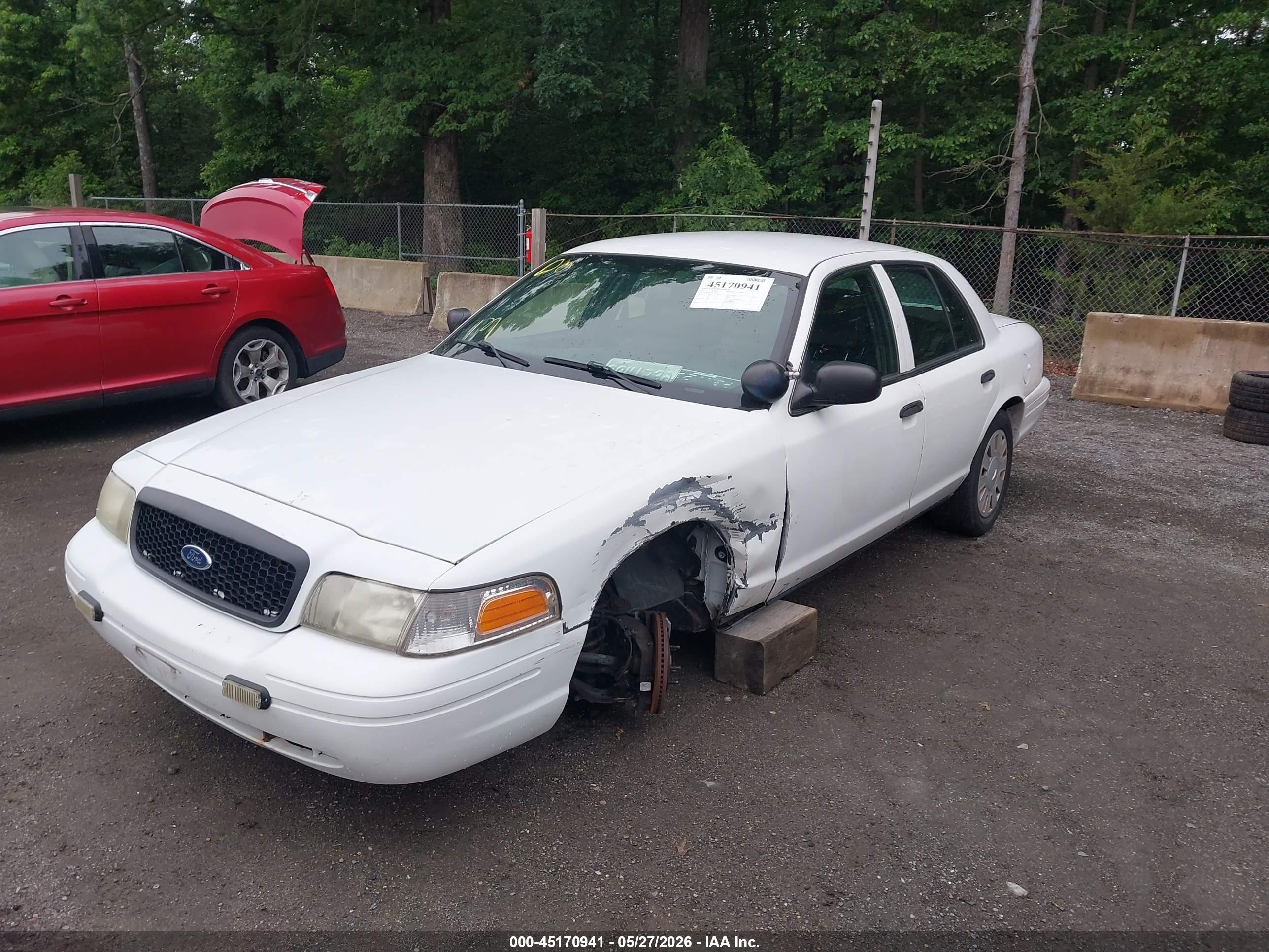 2011 Ford Crown Victoria Police Interceptor White vin: 2FABP7BVXBX124423