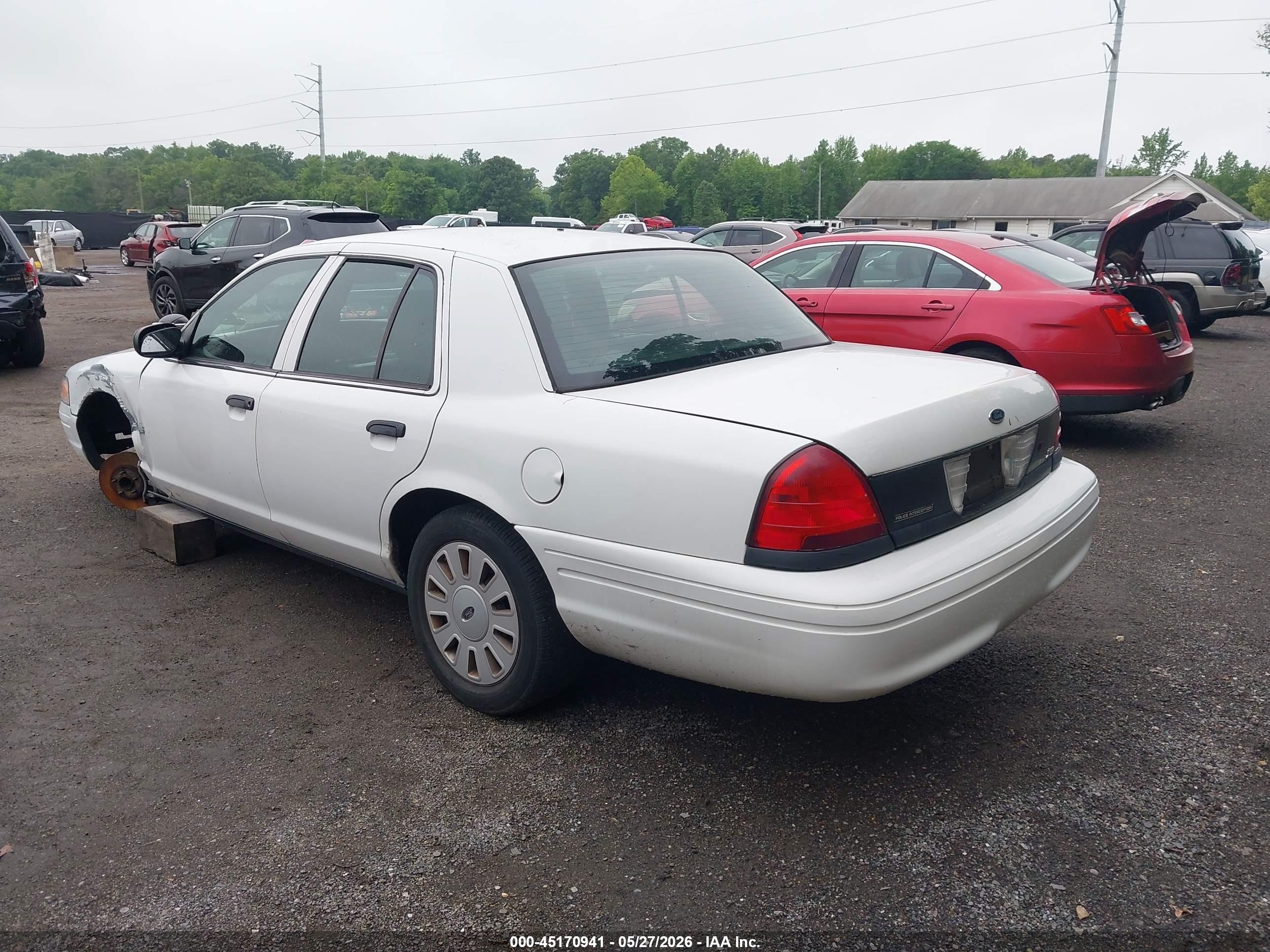 2011 Ford Crown Victoria Police Interceptor White vin: 2FABP7BVXBX124423