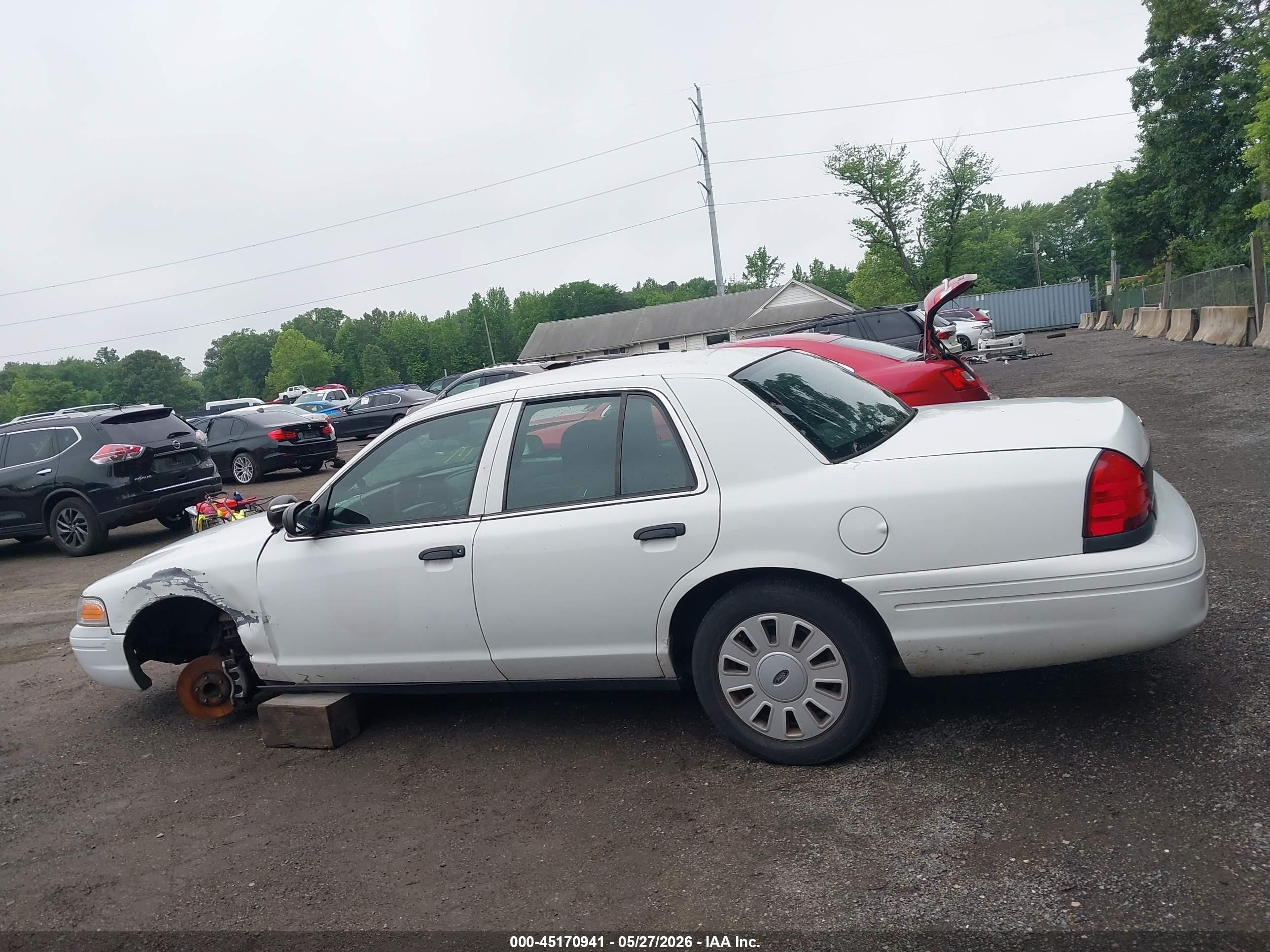 2011 Ford Crown Victoria Police Interceptor White vin: 2FABP7BVXBX124423