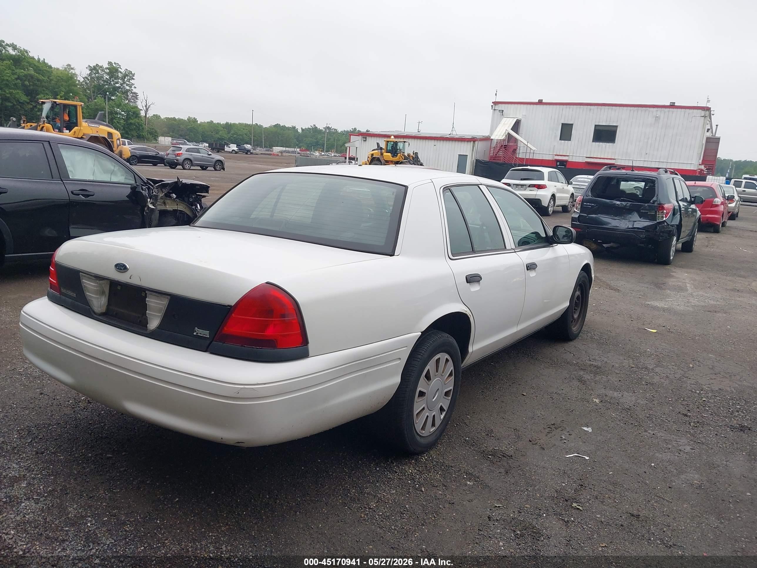 2011 Ford Crown Victoria Police Interceptor White vin: 2FABP7BVXBX124423