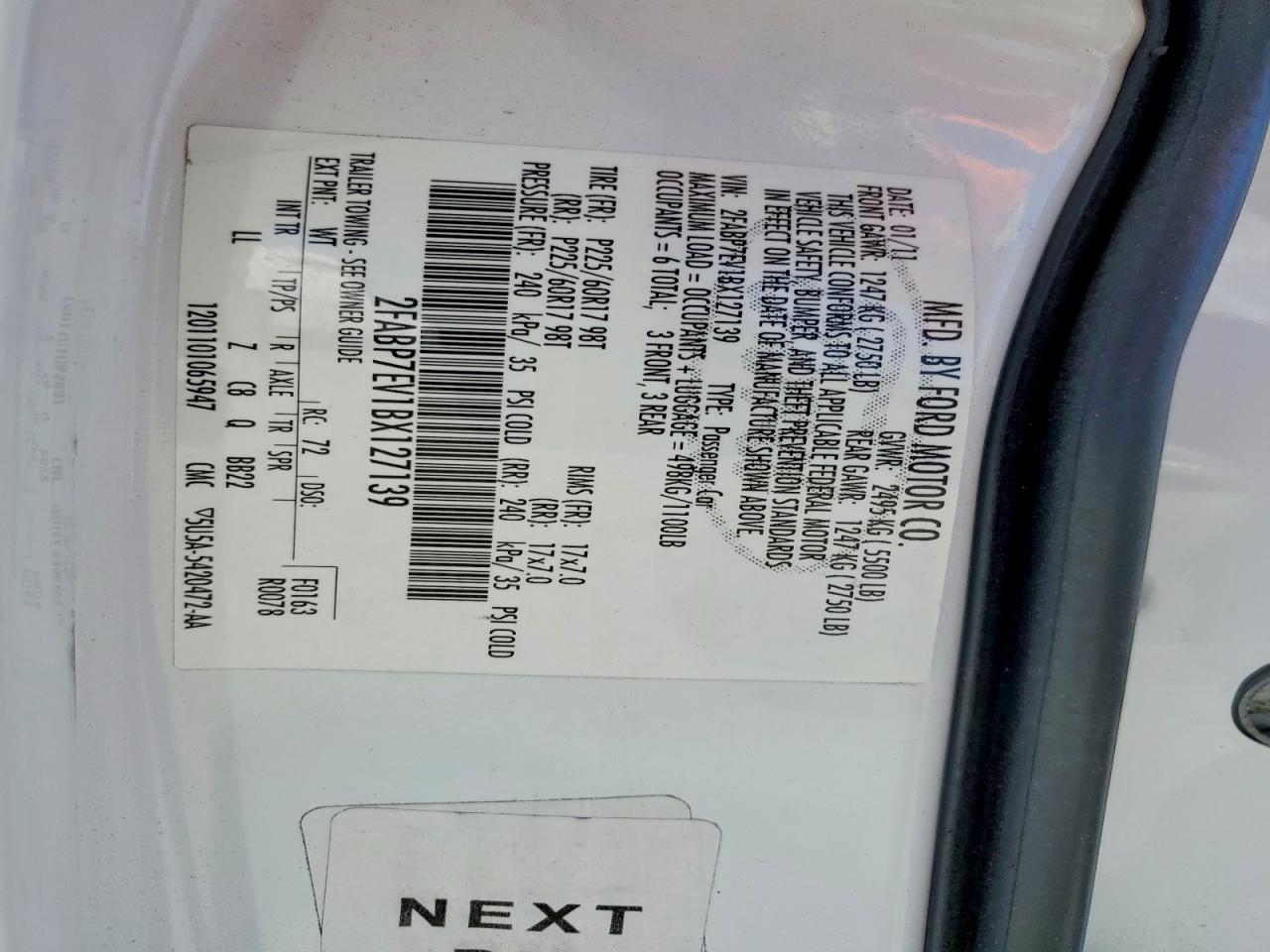 2011 Ford Crown Victoria Lx White vin: 2FABP7EV1BX127139