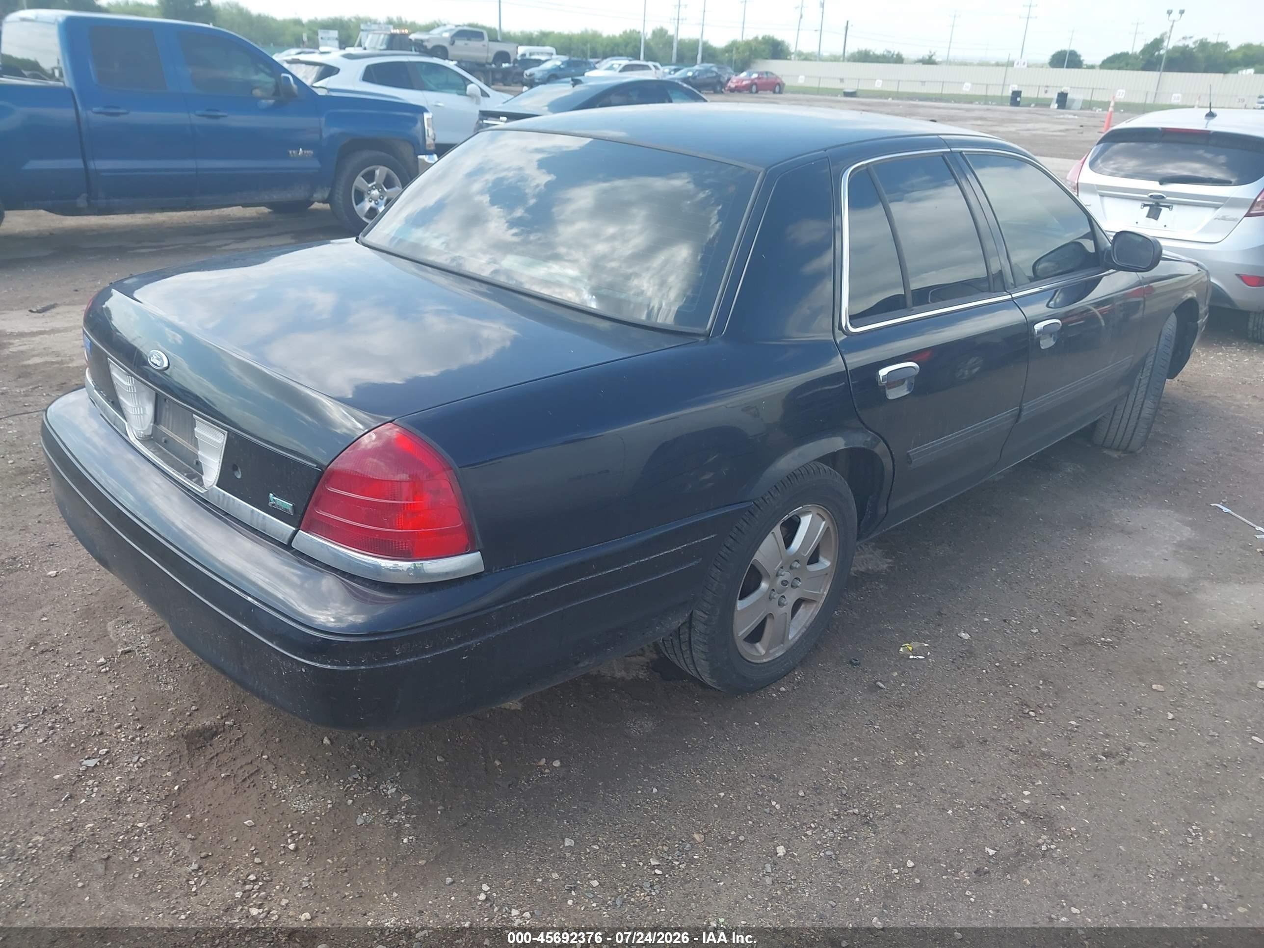 2011 Ford Crown Victoria Lx Black vin: 2FABP7EV2BX184174