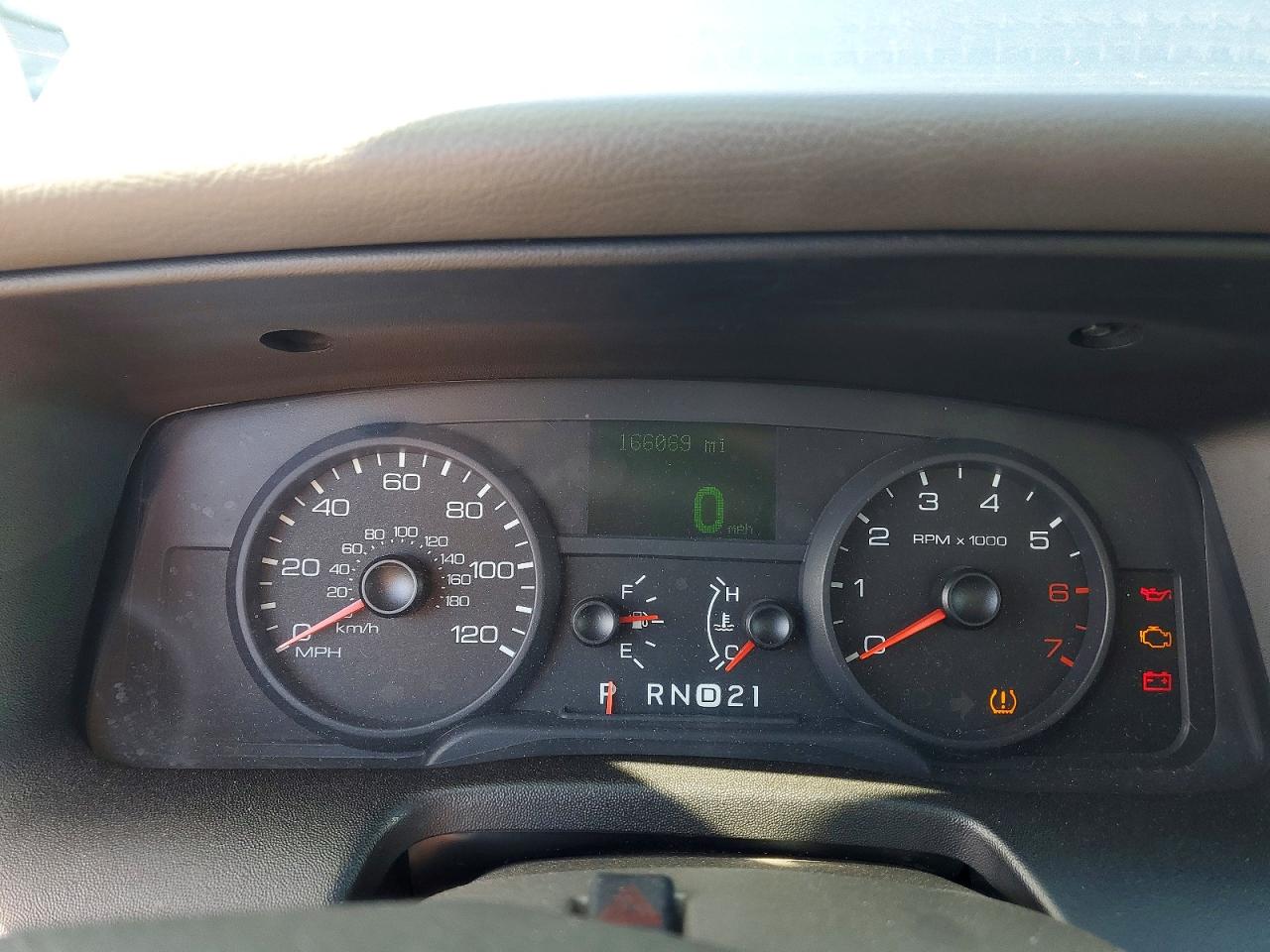 2011 Ford Crown Victoria Lx Blue vin: 2FABP7EV5BX132537