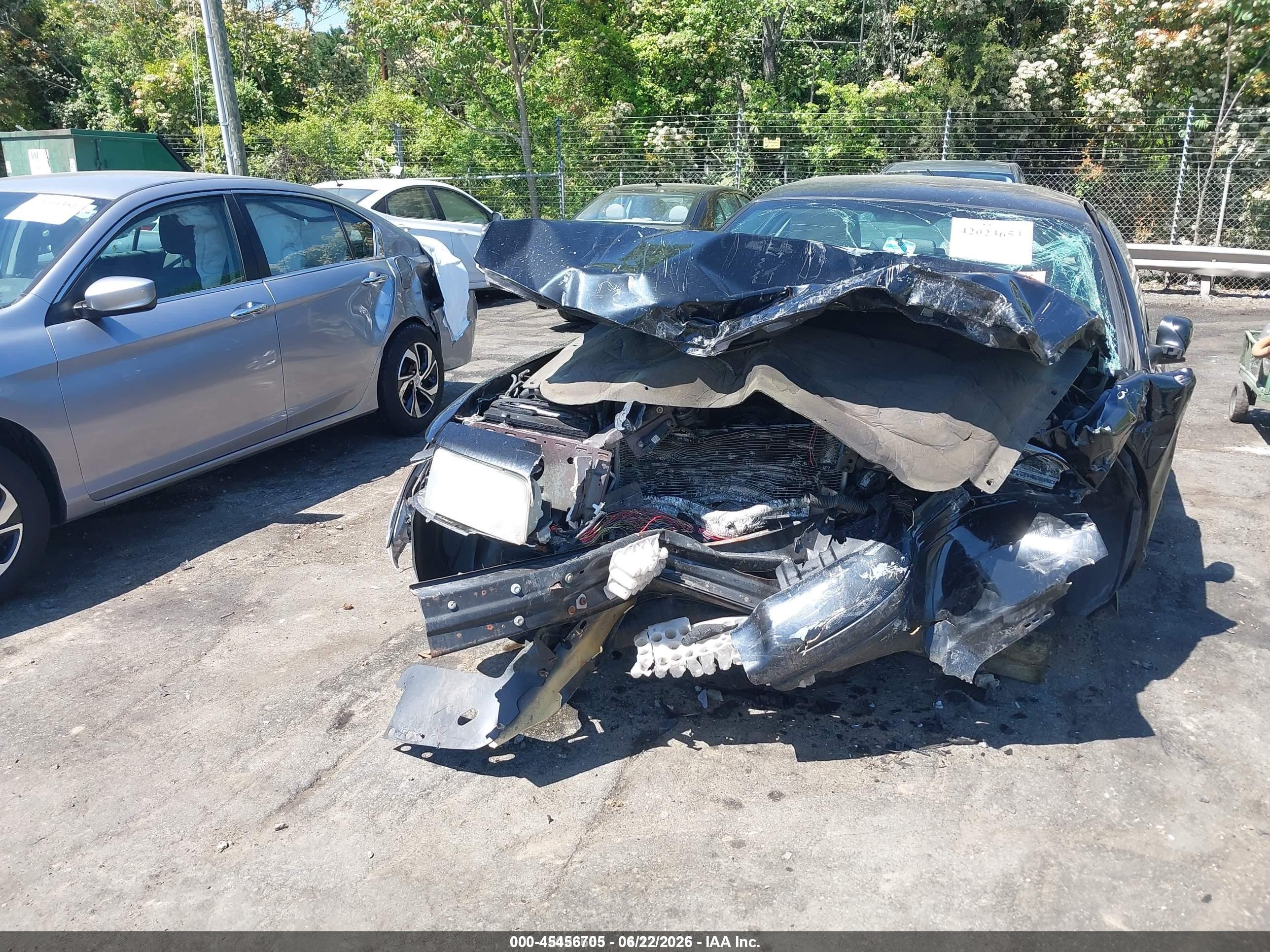 2011 Ford Crown Victoria Lx Черный vin: 2FABP7EV7BX174675