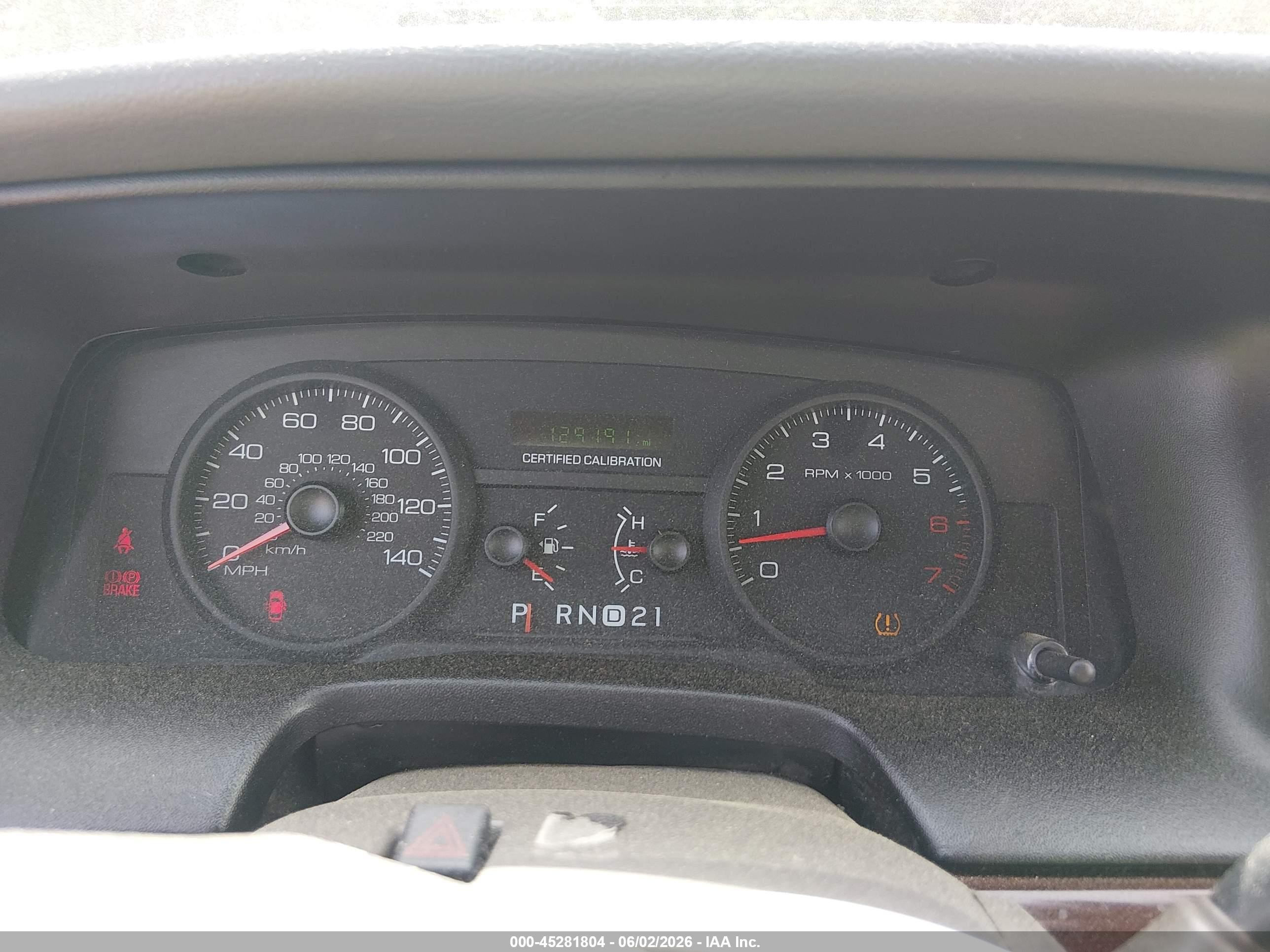 2011 Ford Crown Victoria Lx Черный vin: 2FABP7EVXBX147826