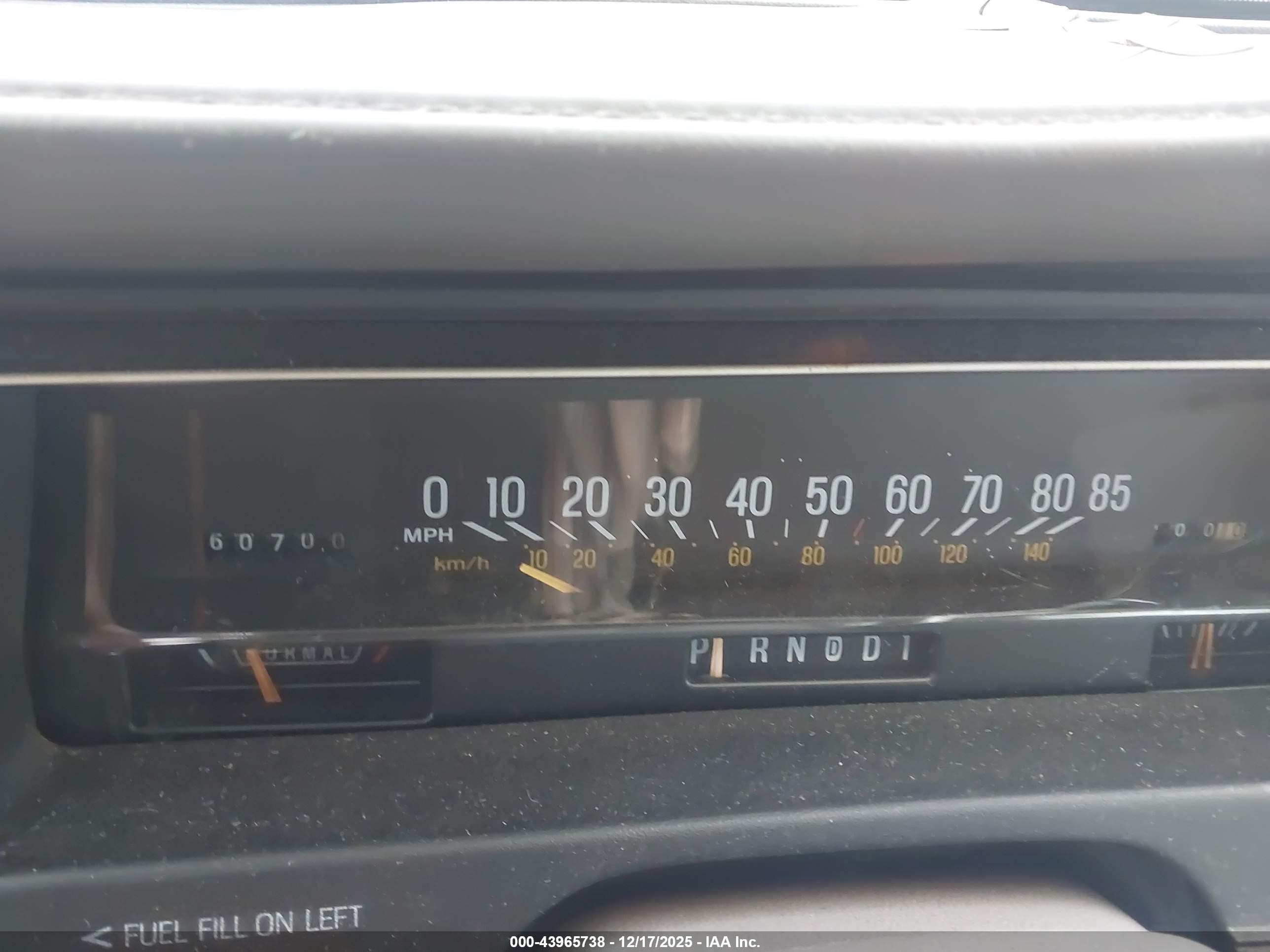 1990 Ford Crown Victoria   Blue vin: 2FACP73F1LX154889