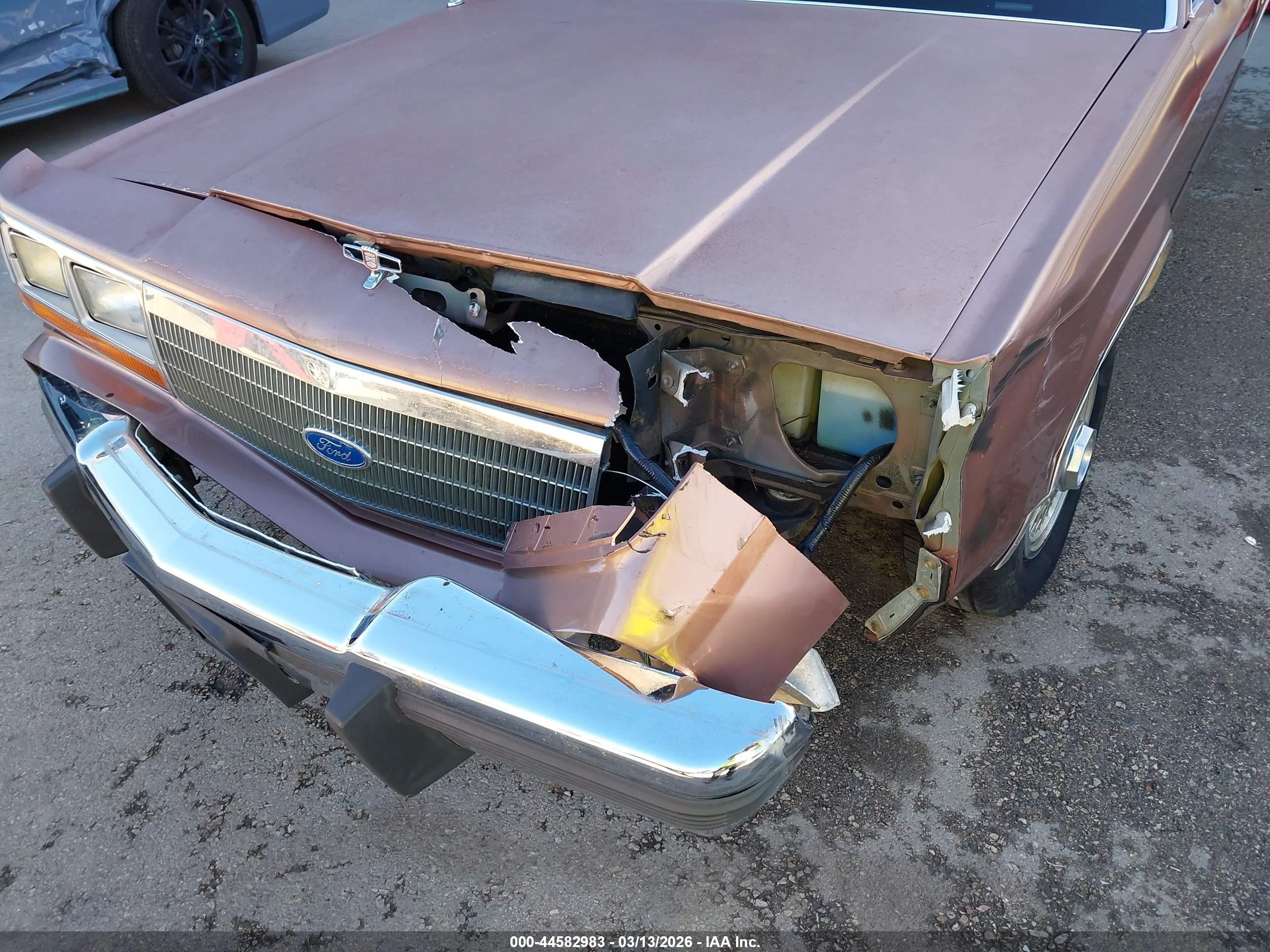 1990 Ford Crown Victoria   Brown vin: 2FACP73F8LX118312