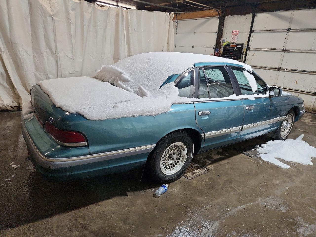 1993 Ford Crown Victoria Lx Blue vin: 2FACP74W1PX202251