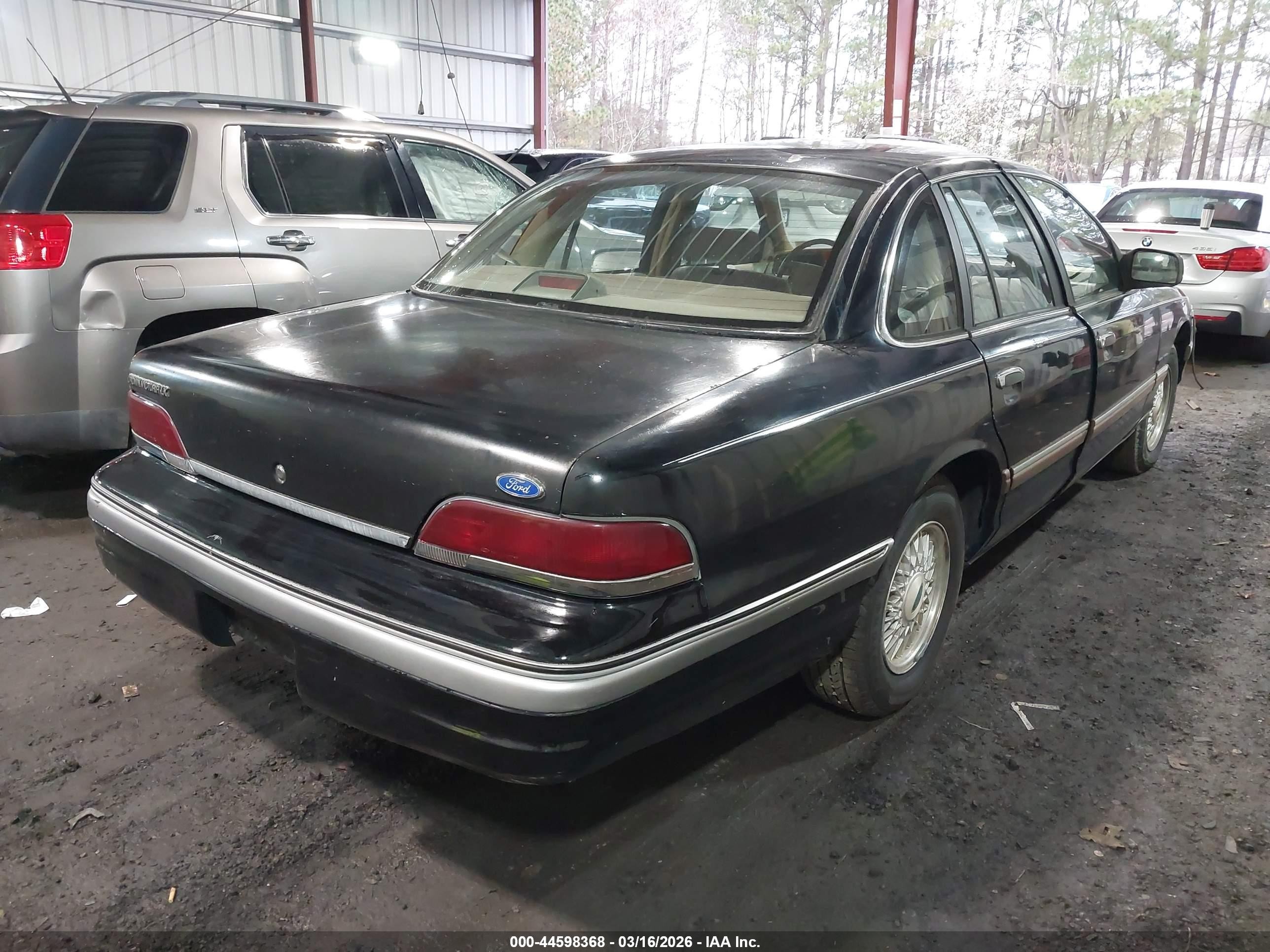 1992 Ford Crown Victoria Lx Black vin: 2FACP74W2NX181343