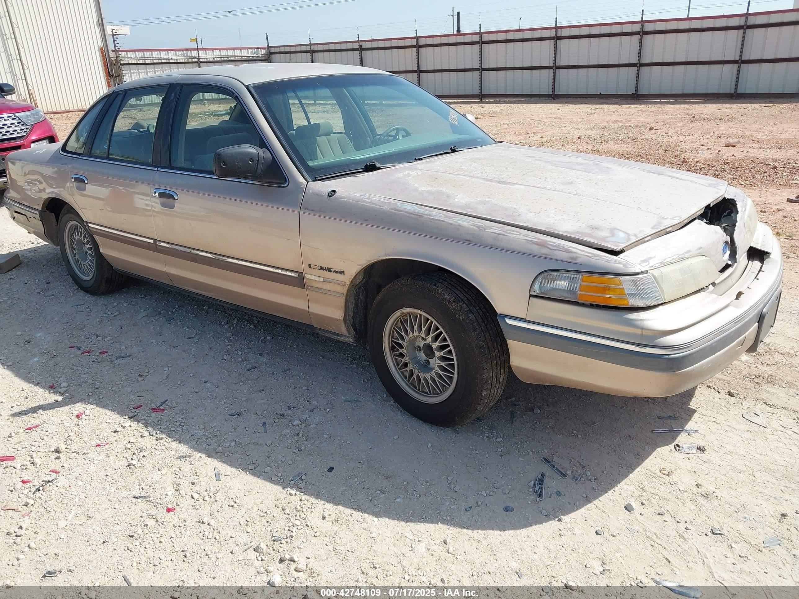 1992 Ford Crown Victoria Lx Beige vin: 2FACP74W9NX243126