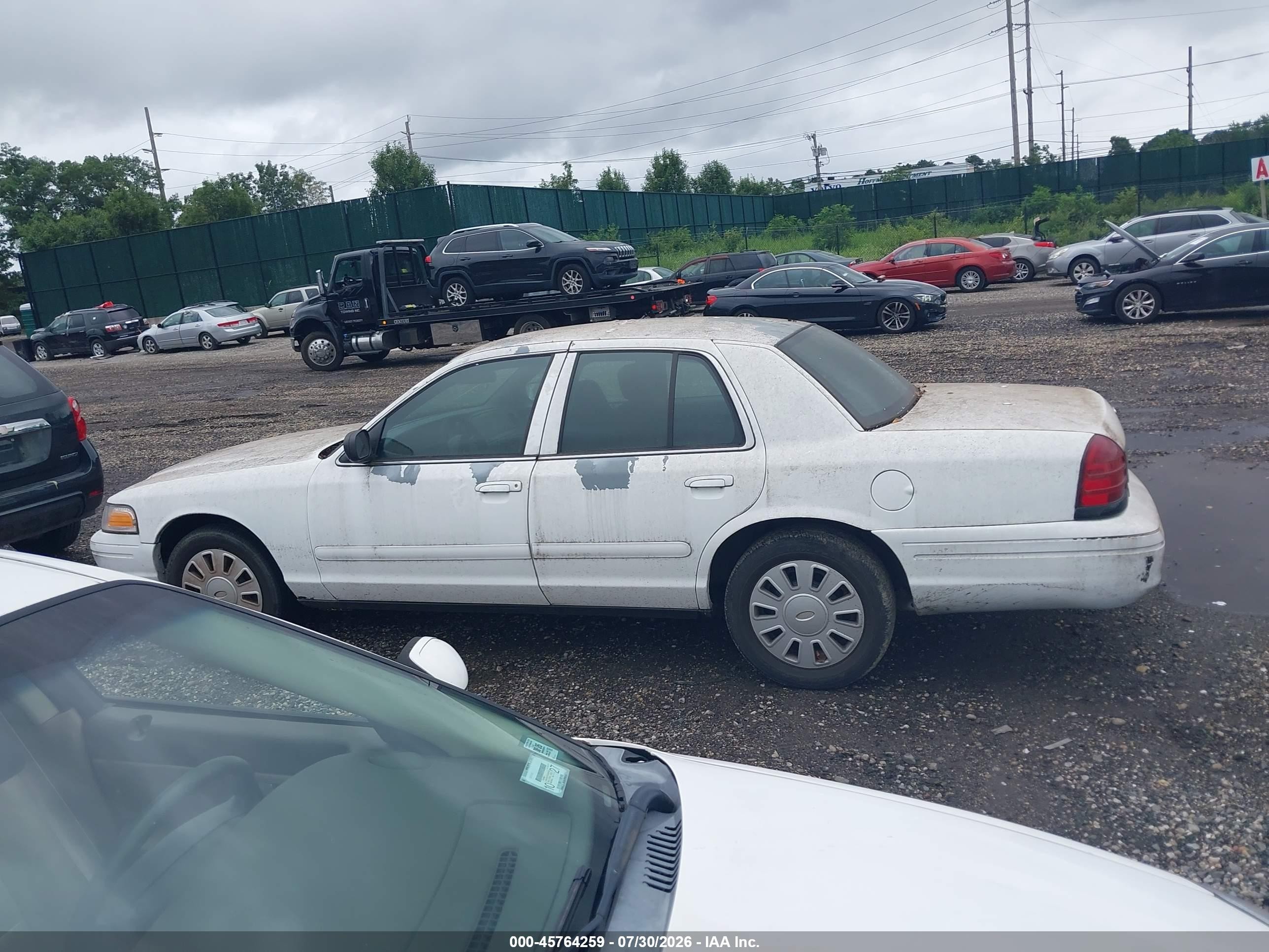 2008 Ford Crown Victoria Police Interceptor White vin: 2FAFP71V18X149755