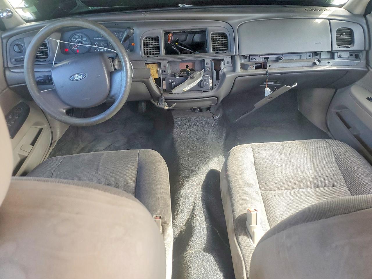 2008 Ford Crown Victoria Police Interceptor Blue vin: 2FAFP71V48X140662