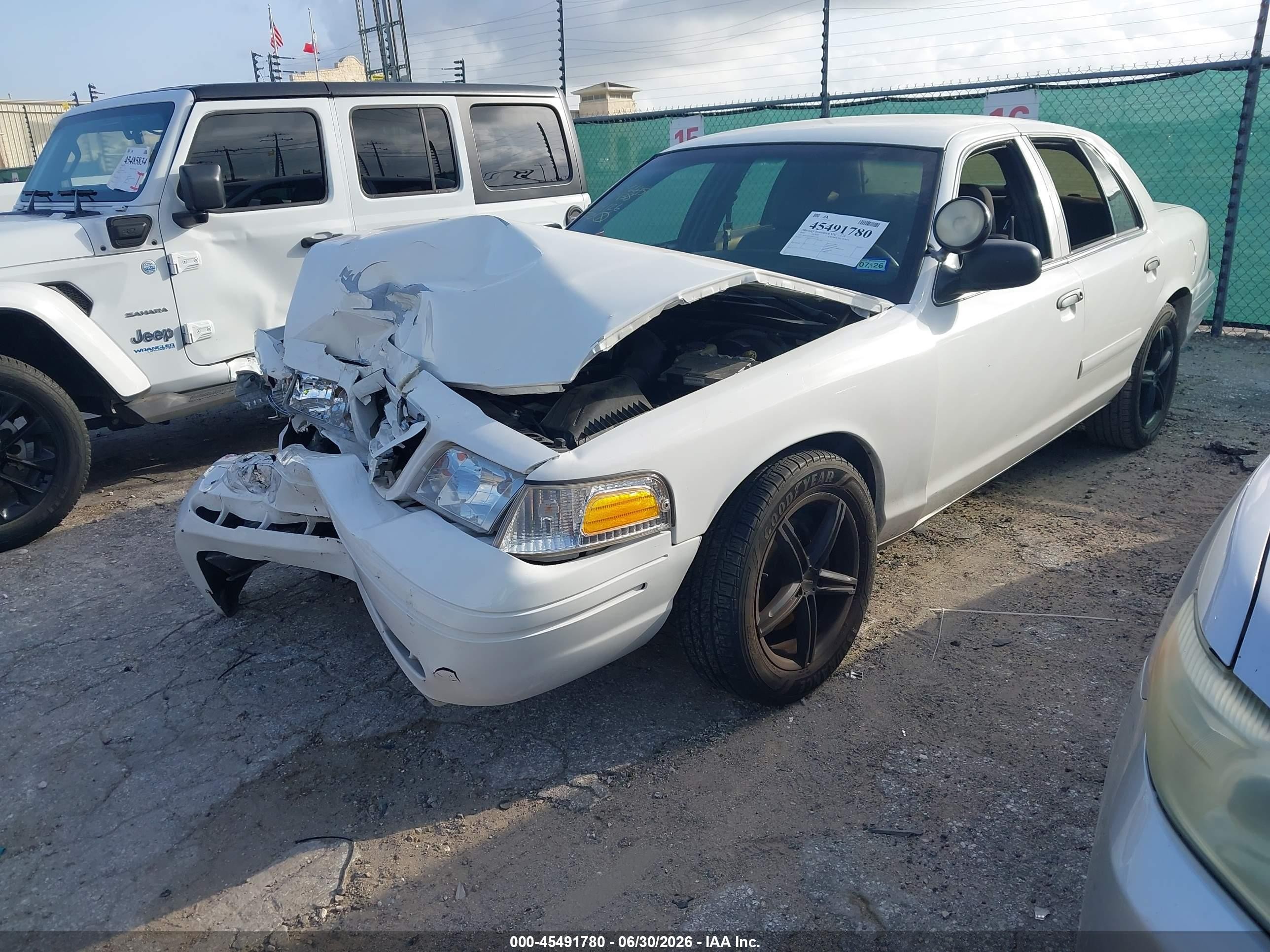 2008 Ford Crown Victoria Police/police Interceptor White vin: 2FAFP71V68X137438