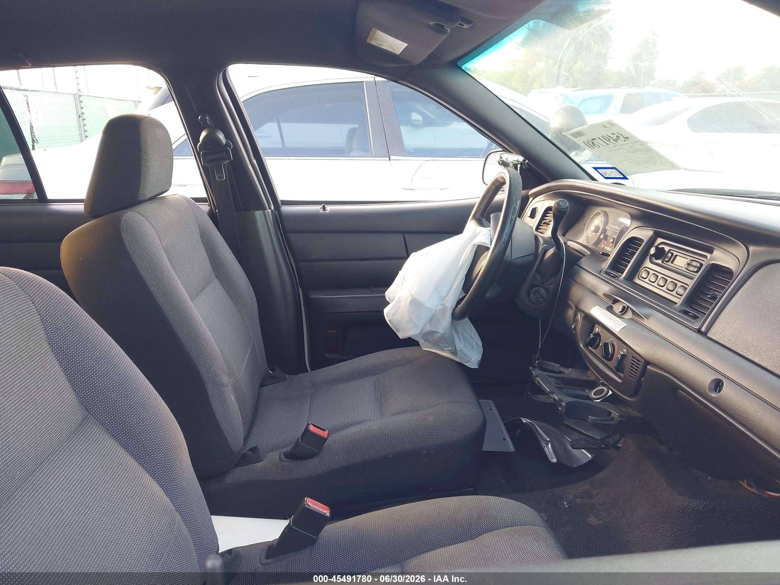 2008 Ford Crown Victoria Police/police Interceptor White vin: 2FAFP71V68X137438