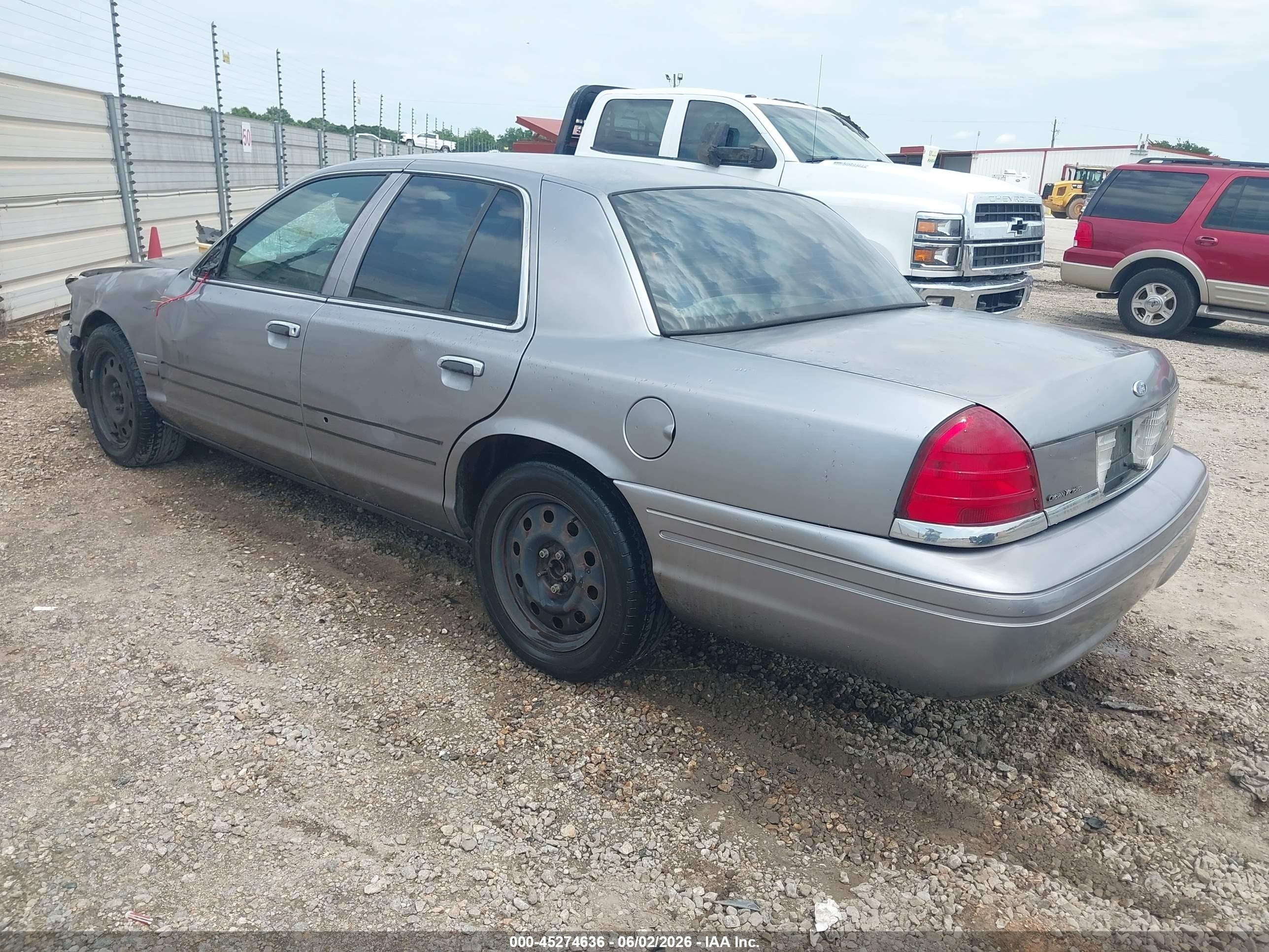 2006 Ford Crown Victoria Police/police Interceptor Silver vin: 2FAFP71W06X161353
